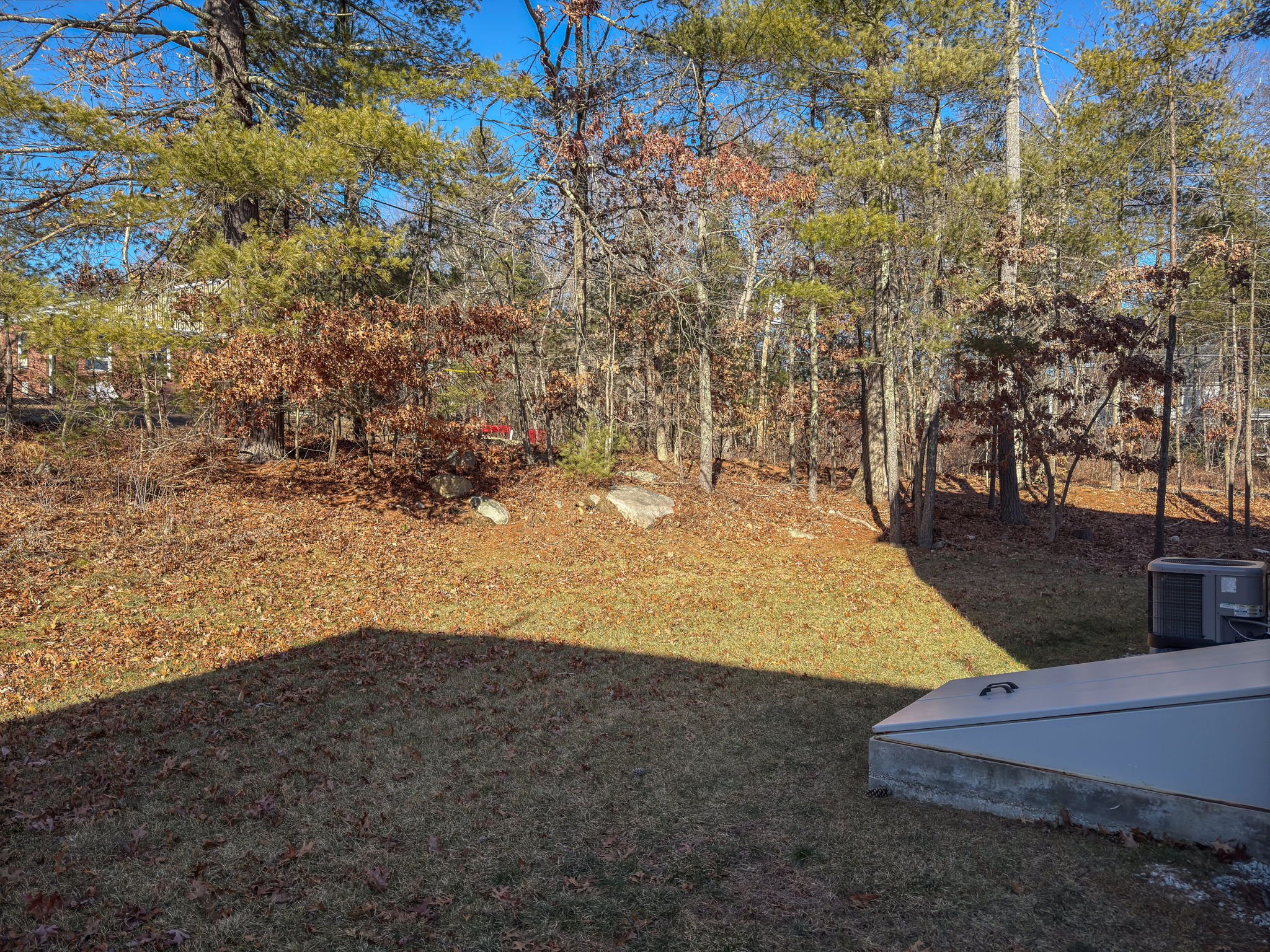 7-web-or-mls-20MirasolCourtBedfordMA-07.jpg