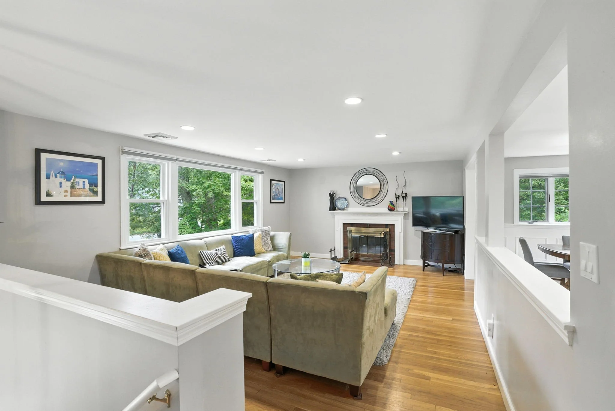 13-web-or-mls-1GlenridgeDriveBedfordMA-13.jpg