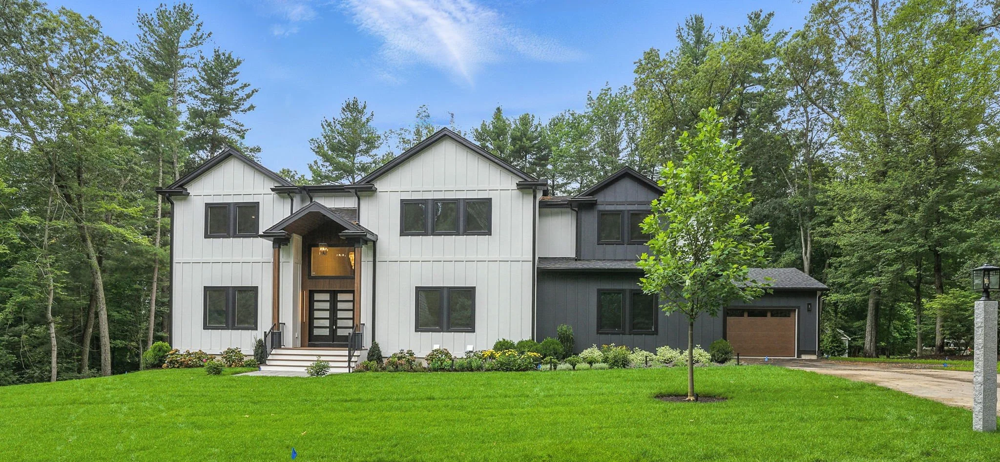 1-web-or-mls-23HilltopDriveBedfordMA-01.jpg