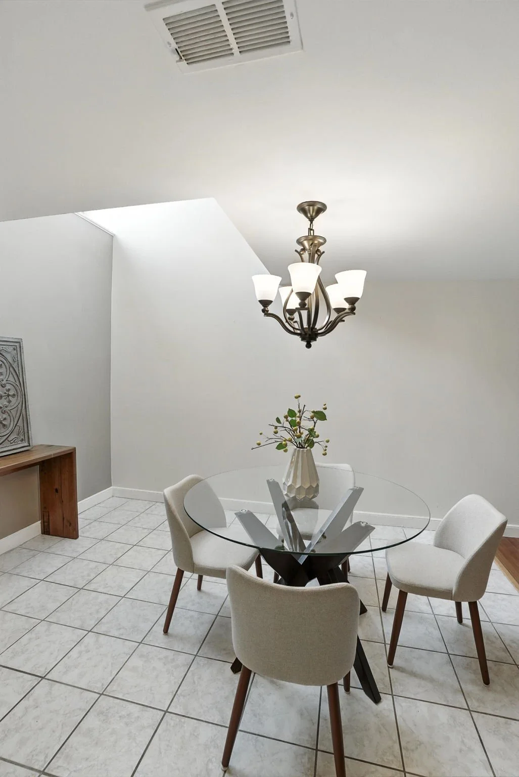 15-web-or-mls-75PageRoadU13BedfordMA-15.jpg