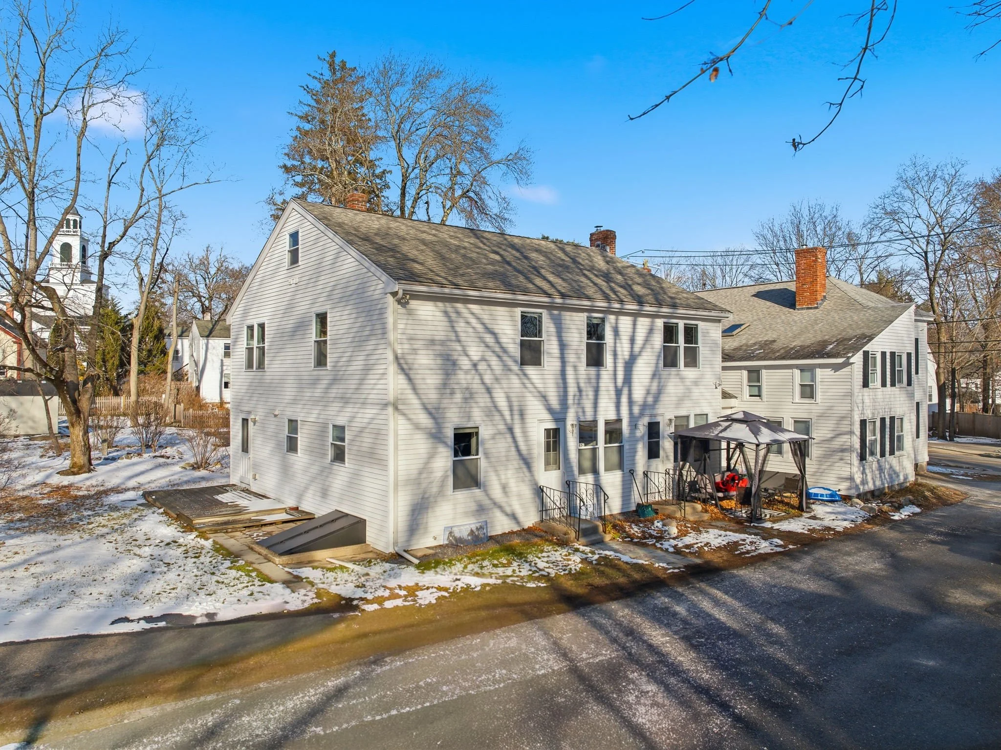 4-web-or-mls-45RSouthRoadBedfordMA-08.jpg