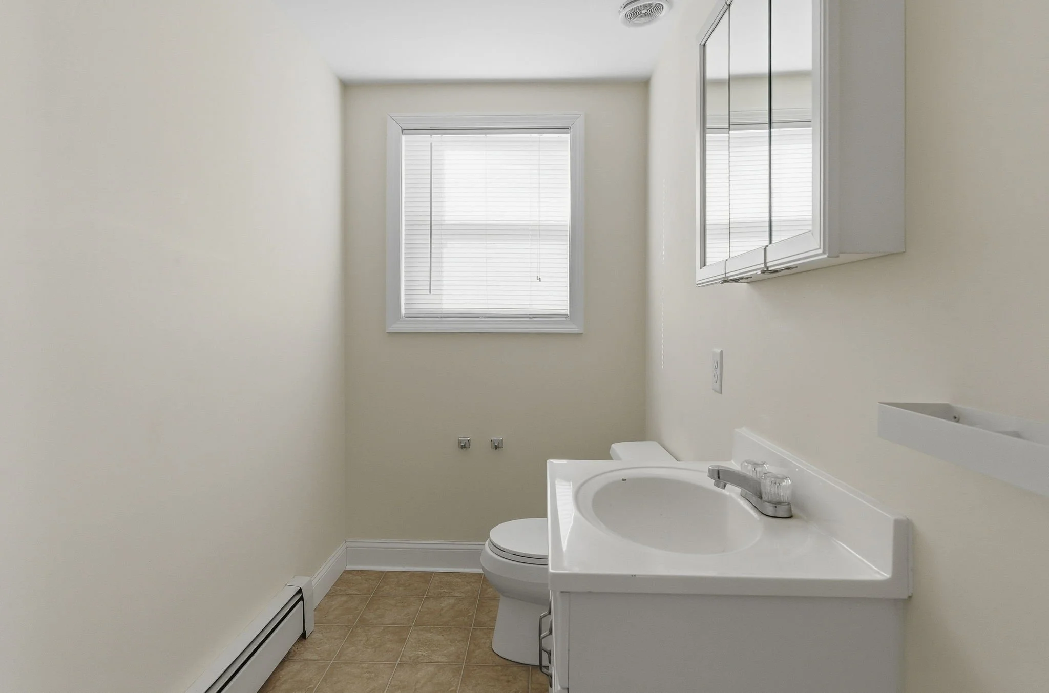 33-web-or-mls-45RSouthRoadBedfordMA-33.jpg