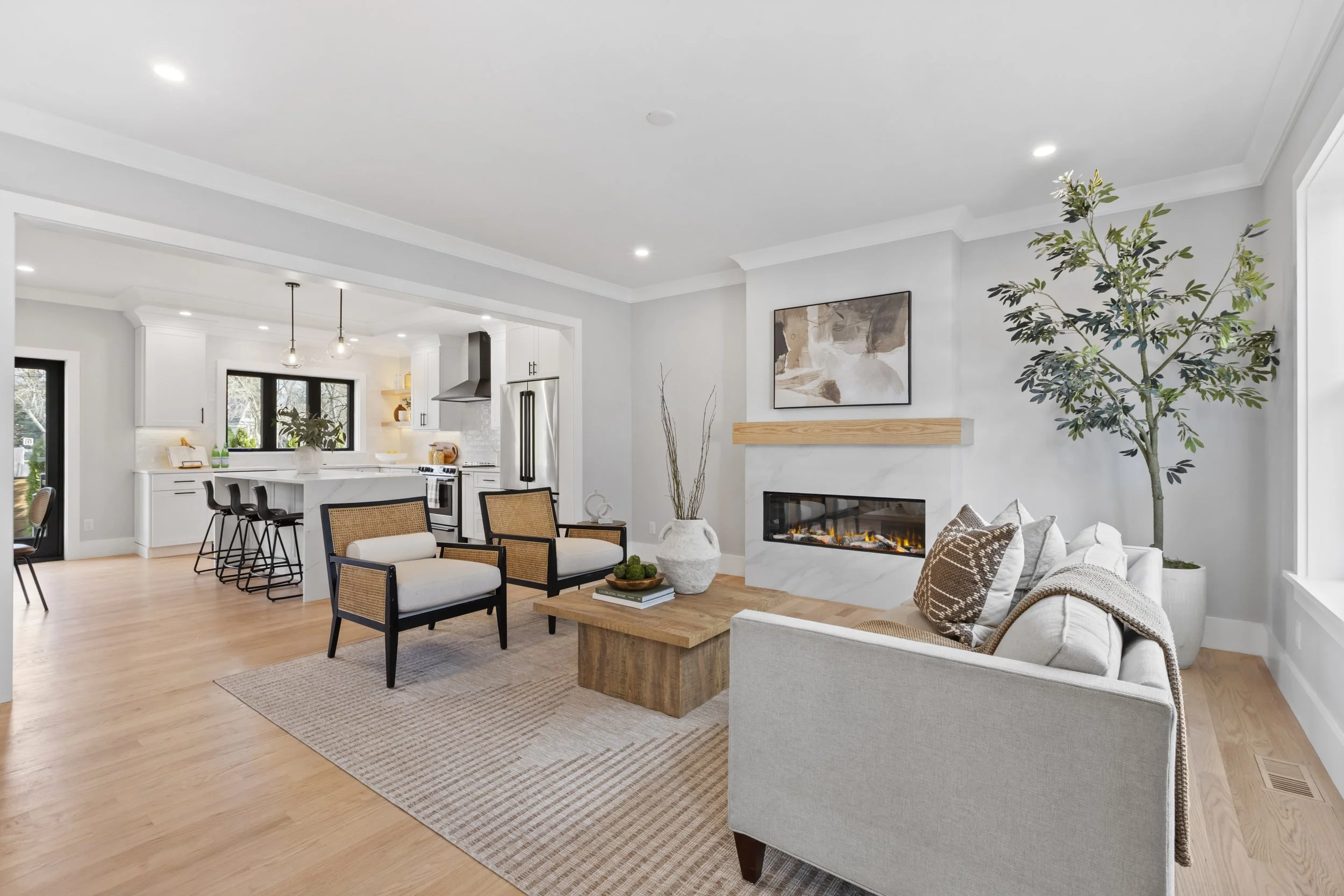 025_11.20.2025 01 10-webber-ave 201 (lauren regnery)_st.jpg