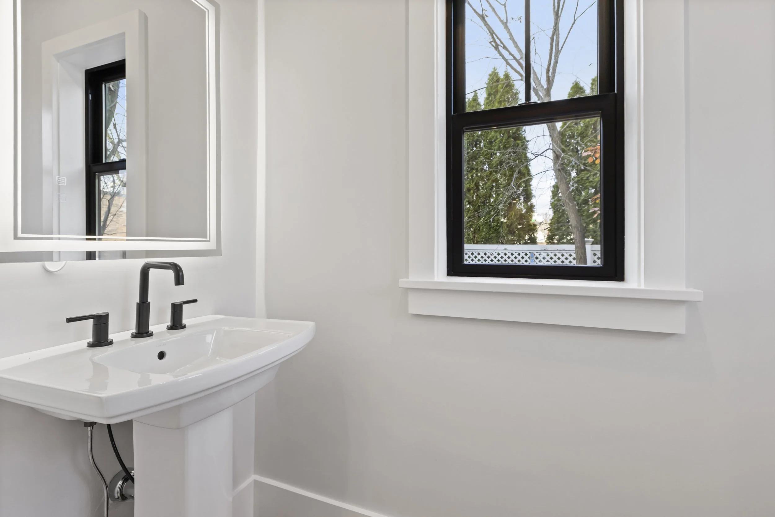 038_11.20.2025 01 10-webber-ave 201 (lauren regnery)_st.jpg