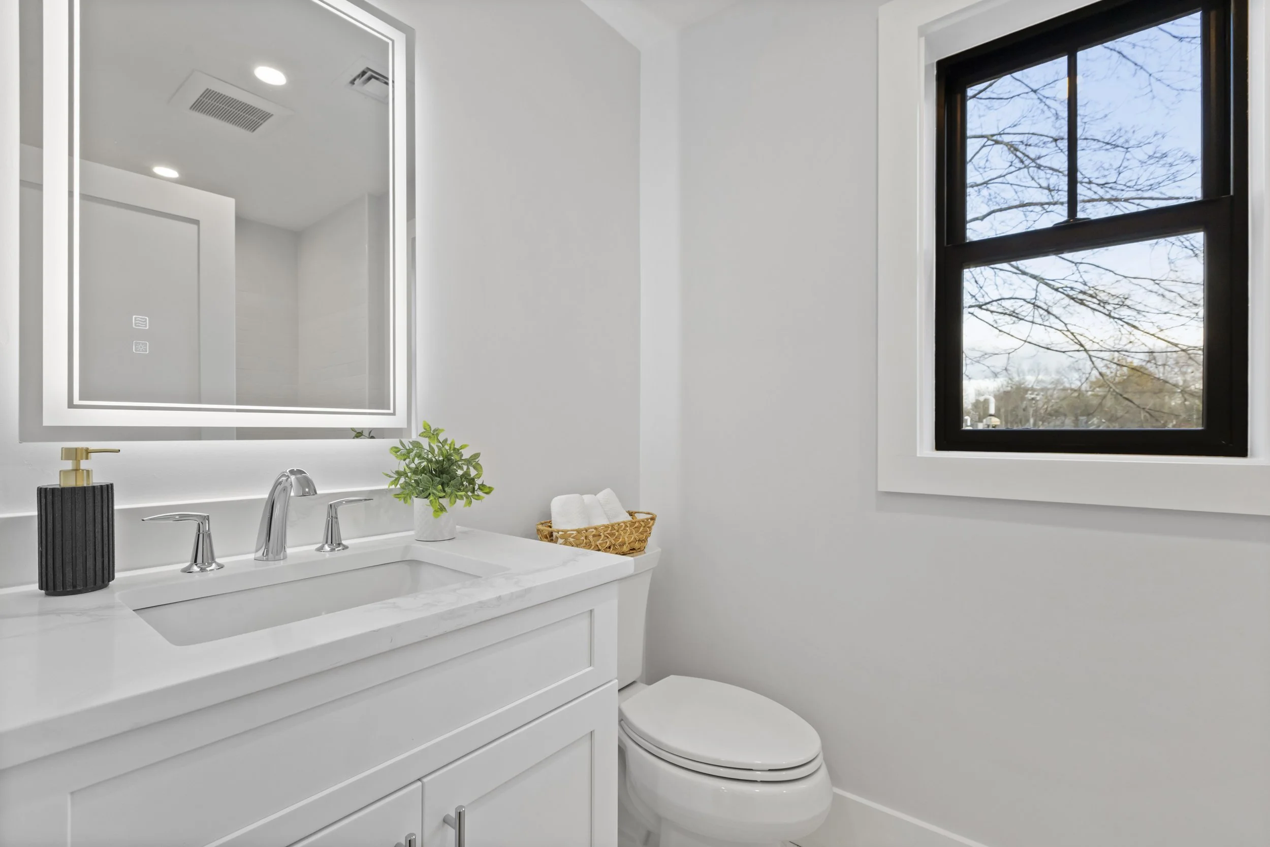 045_11.20.2025 01 10-webber-ave 201 (lauren regnery)_st.jpg