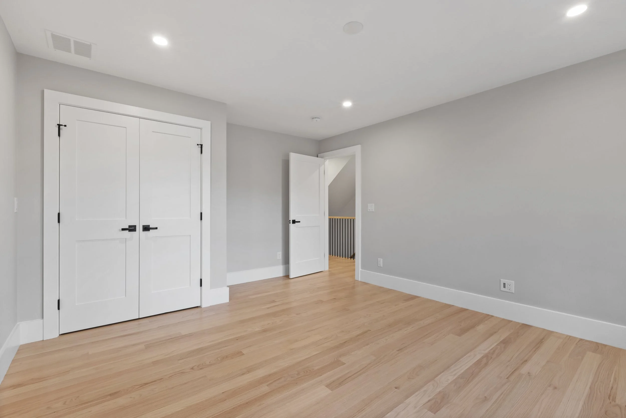 048_11.20.2025 01 10-webber-ave 201 (lauren regnery)_st.jpg