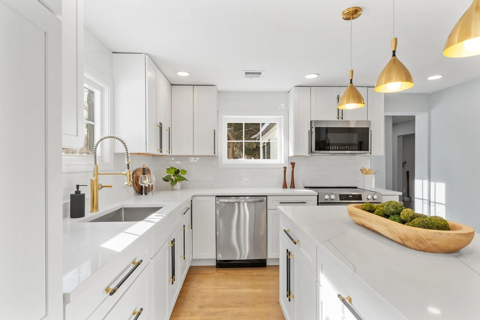 401 Belknap Road Framingham Massachusetts Job 38178 0023.jpg