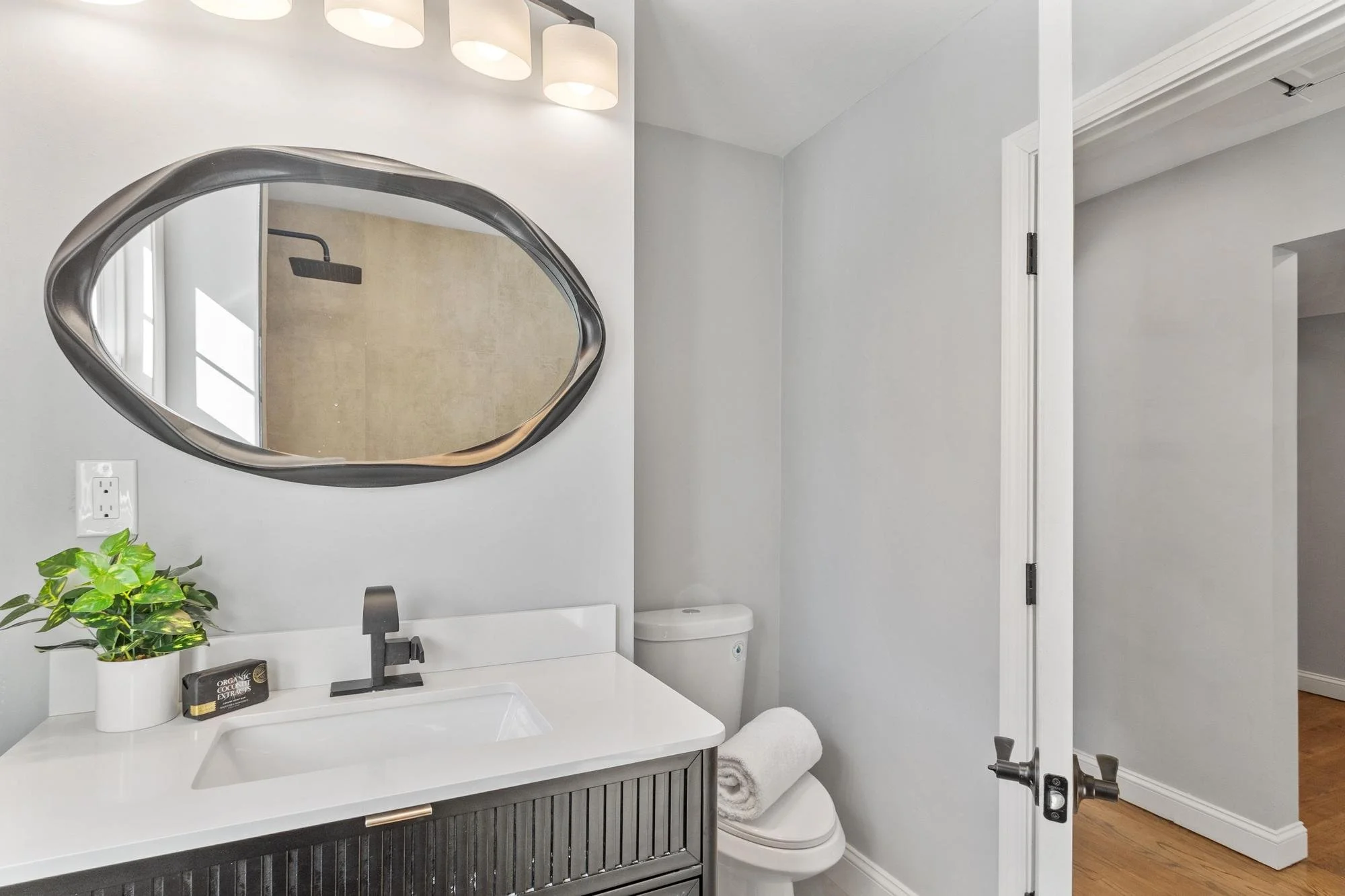 401 Belknap Road Framingham Massachusetts Job 38178 0036.jpg