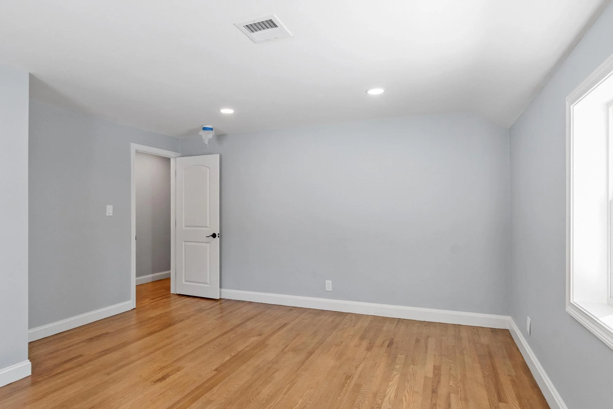 401 Belknap Road Framingham Massachusetts Job 38178 0045.jpg