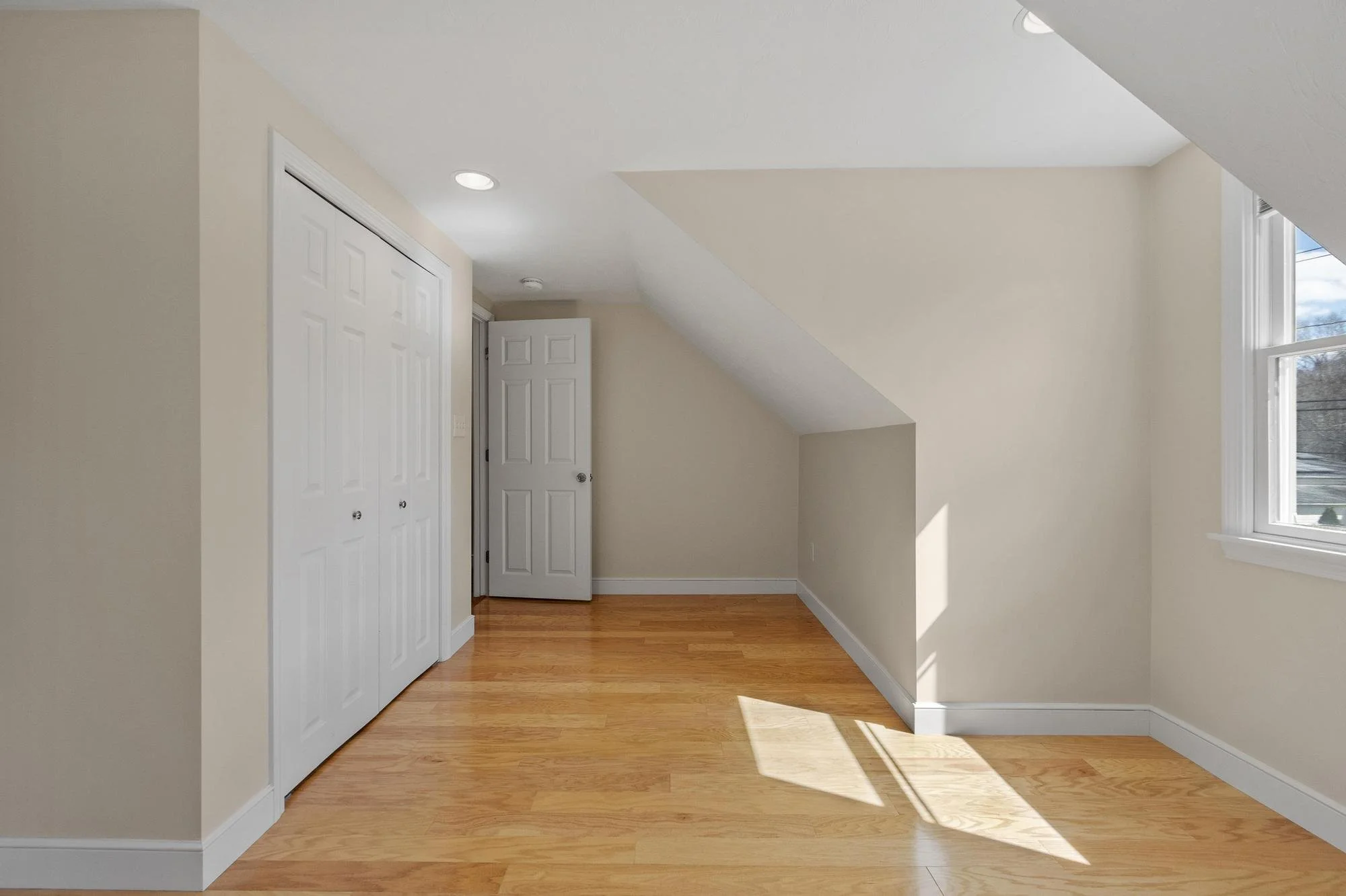 97 Hartwell Road Bedford Massachusetts Job 38361 0064.jpg