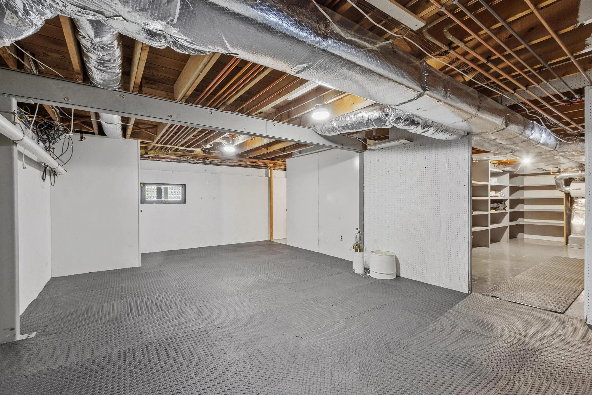 97 Hartwell Road Bedford Massachusetts Job 38361 0071.jpg