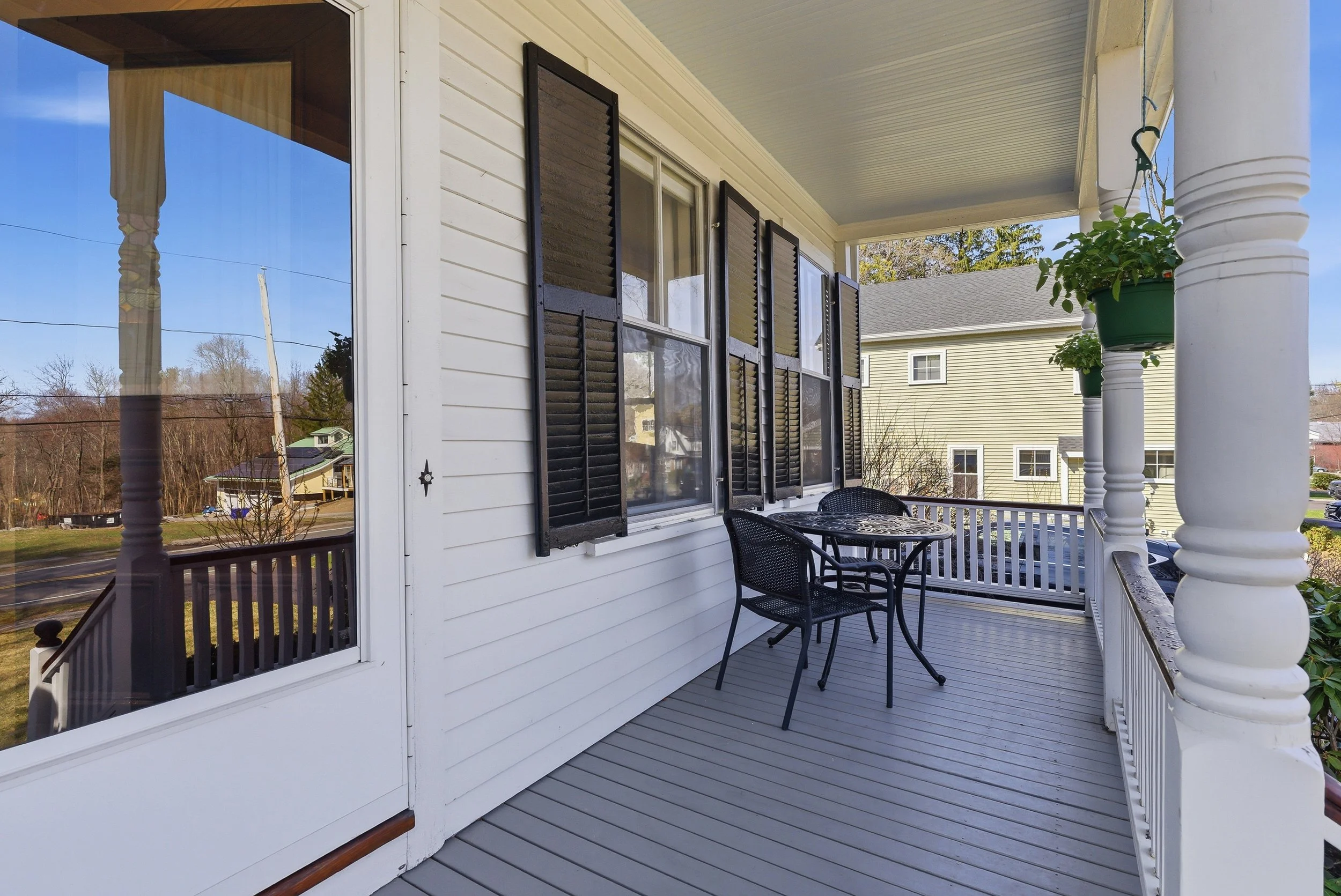 7-print-38HillsideAvenueBedfordMA-07.jpg