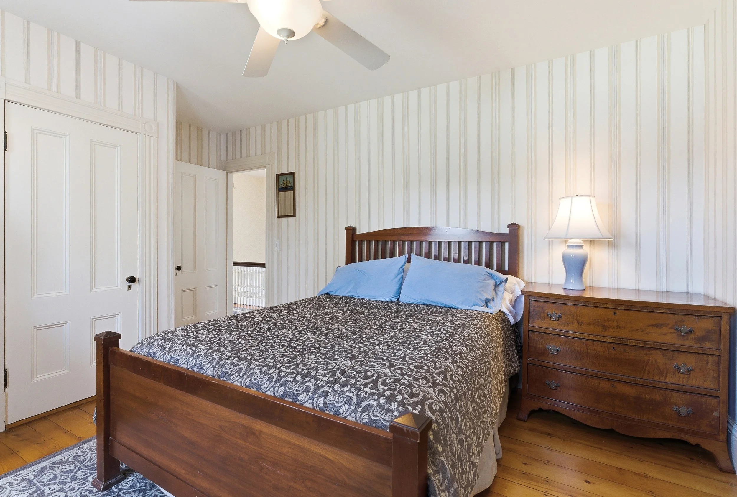 31-print-38HillsideAvenueBedfordMA-31.jpg