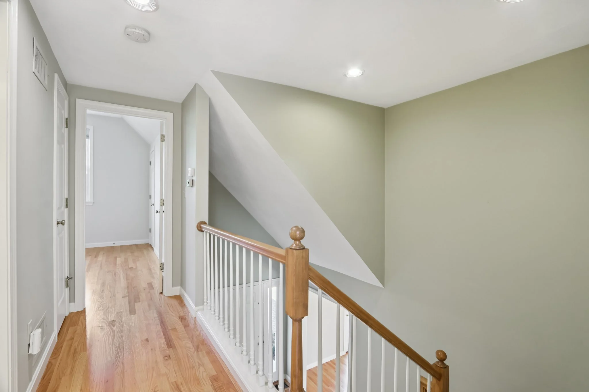 31-web-or-mls-Mitchell Grant Way-S0810-031.jpg