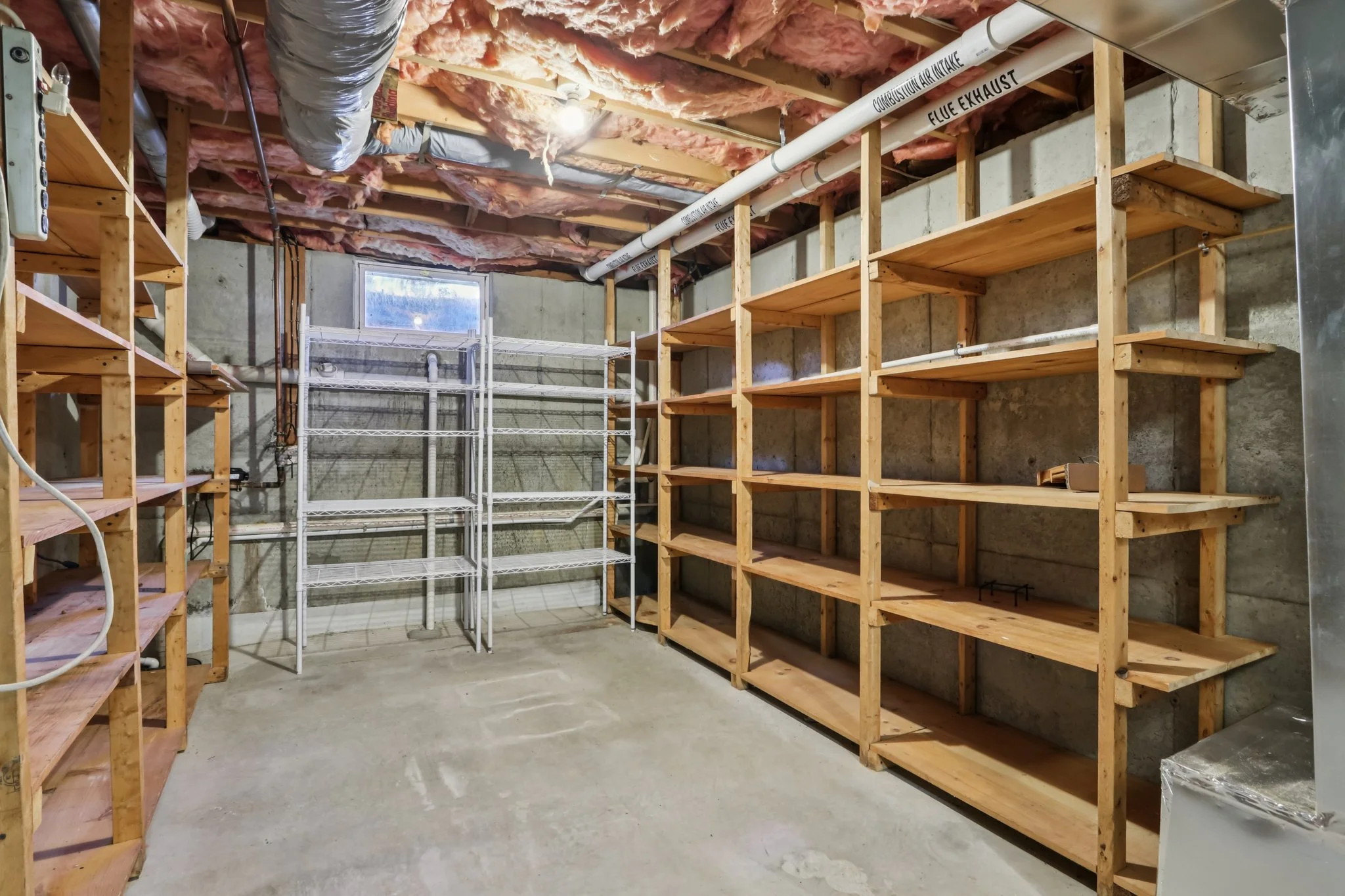 42-web-or-mls-Mitchell Grant Way-S0810-042.jpg