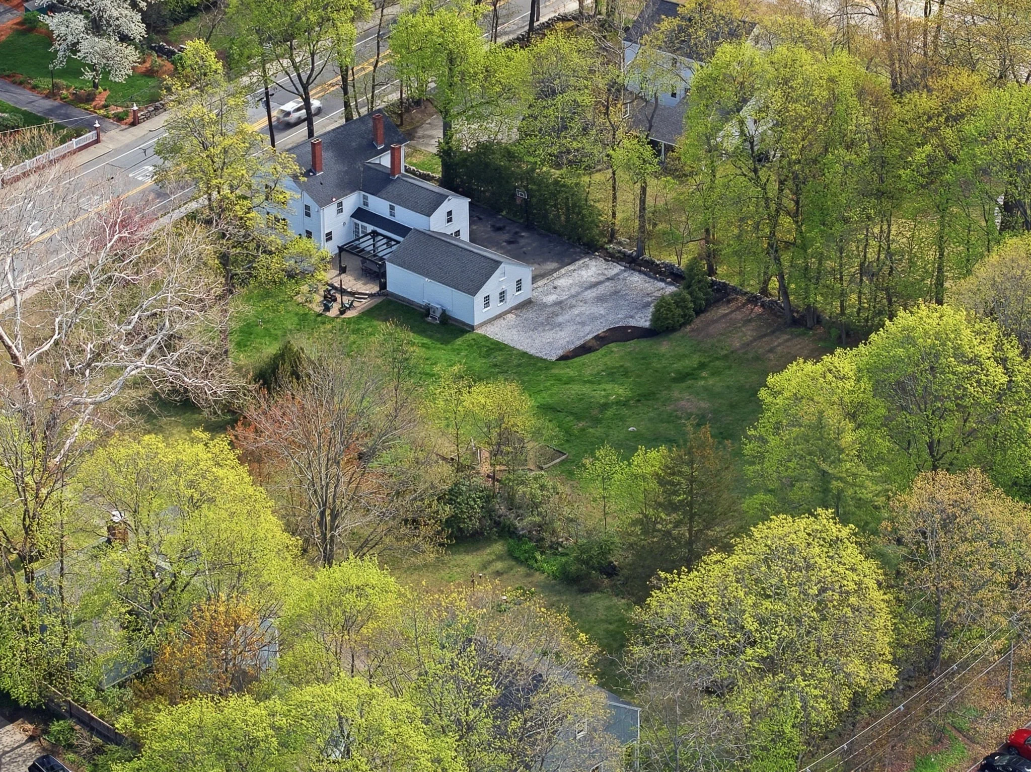 6-web-or-mls-5GreatRoadBedfordMA-06.jpg