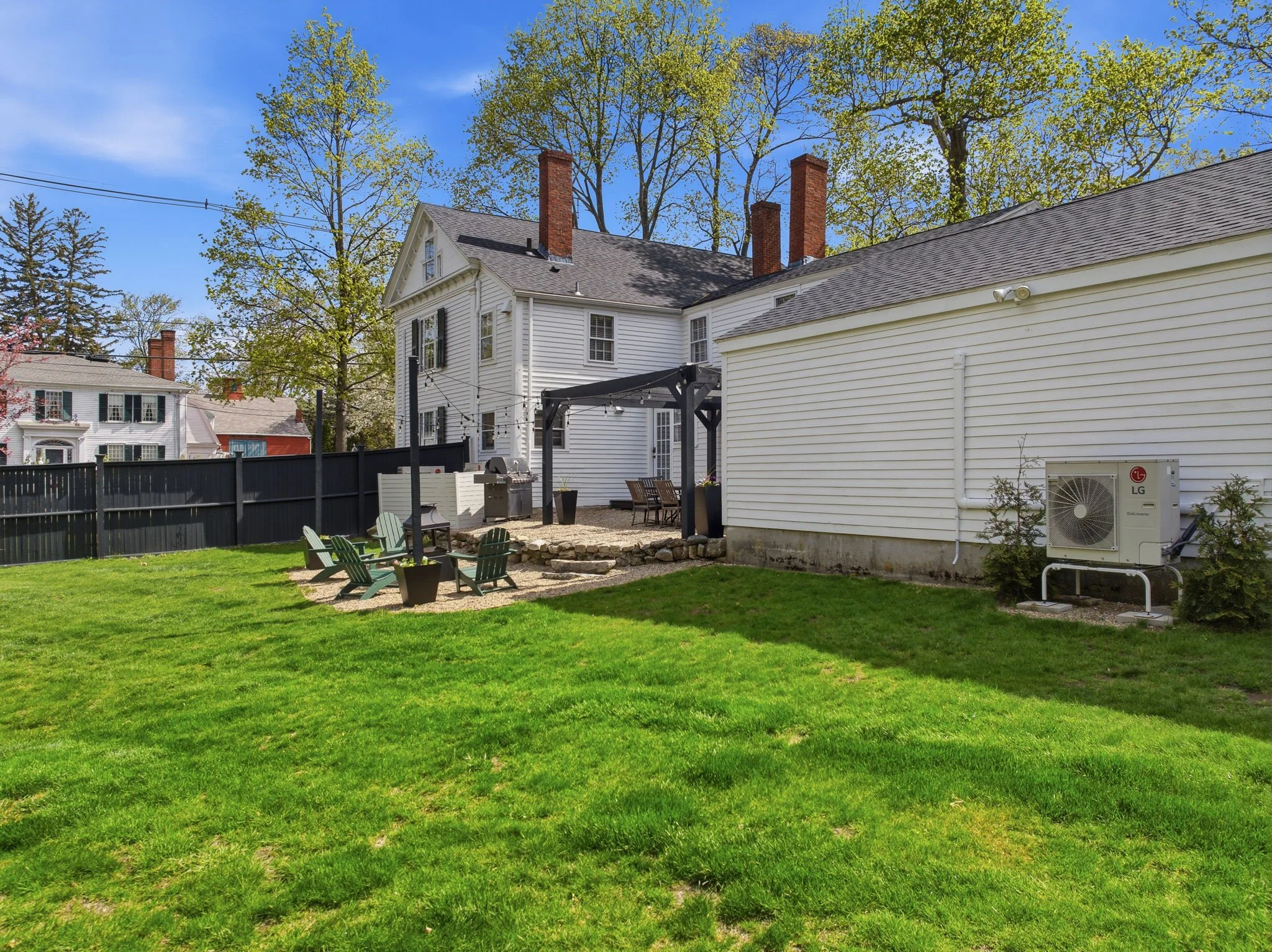 13-web-or-mls-5GreatRoadBedfordMA-13.jpg