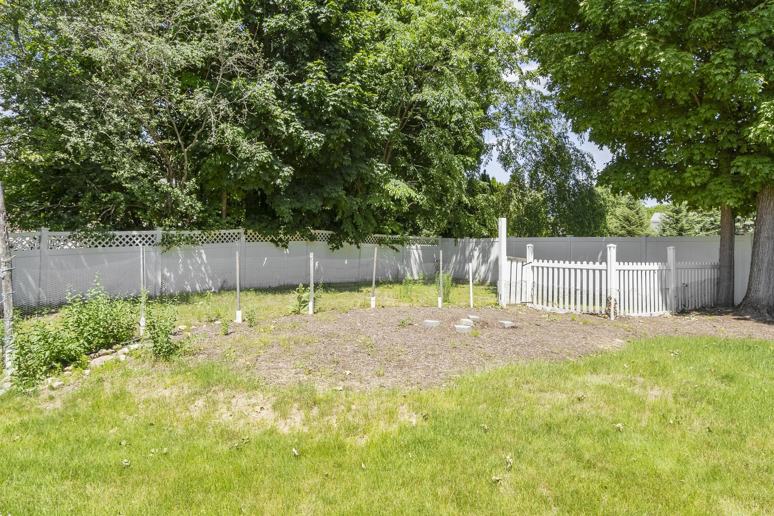 9 Meeting House Circle Bedford Massachusetts Job 39273 0011.jpg