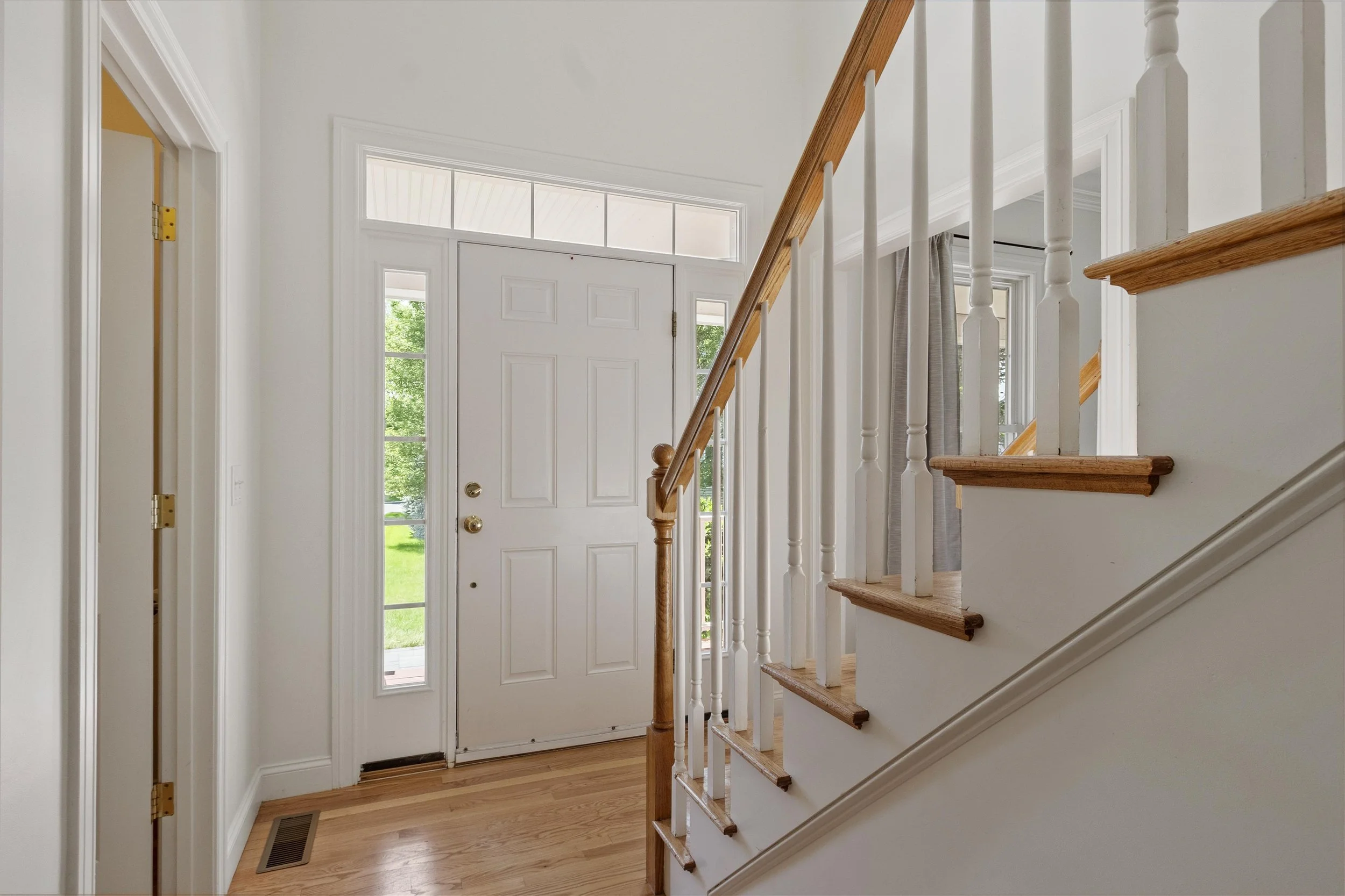 9 Meeting House Circle Bedford Massachusetts Job 39273 0019.jpg