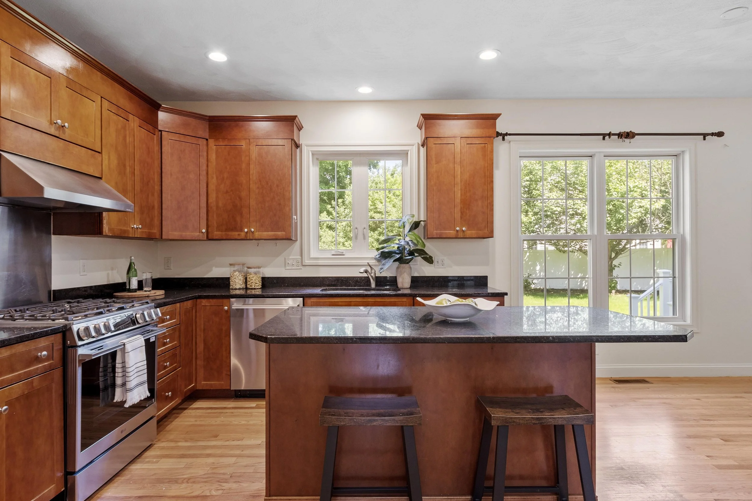 9 Meeting House Circle Bedford Massachusetts Job 39273 0029.jpg
