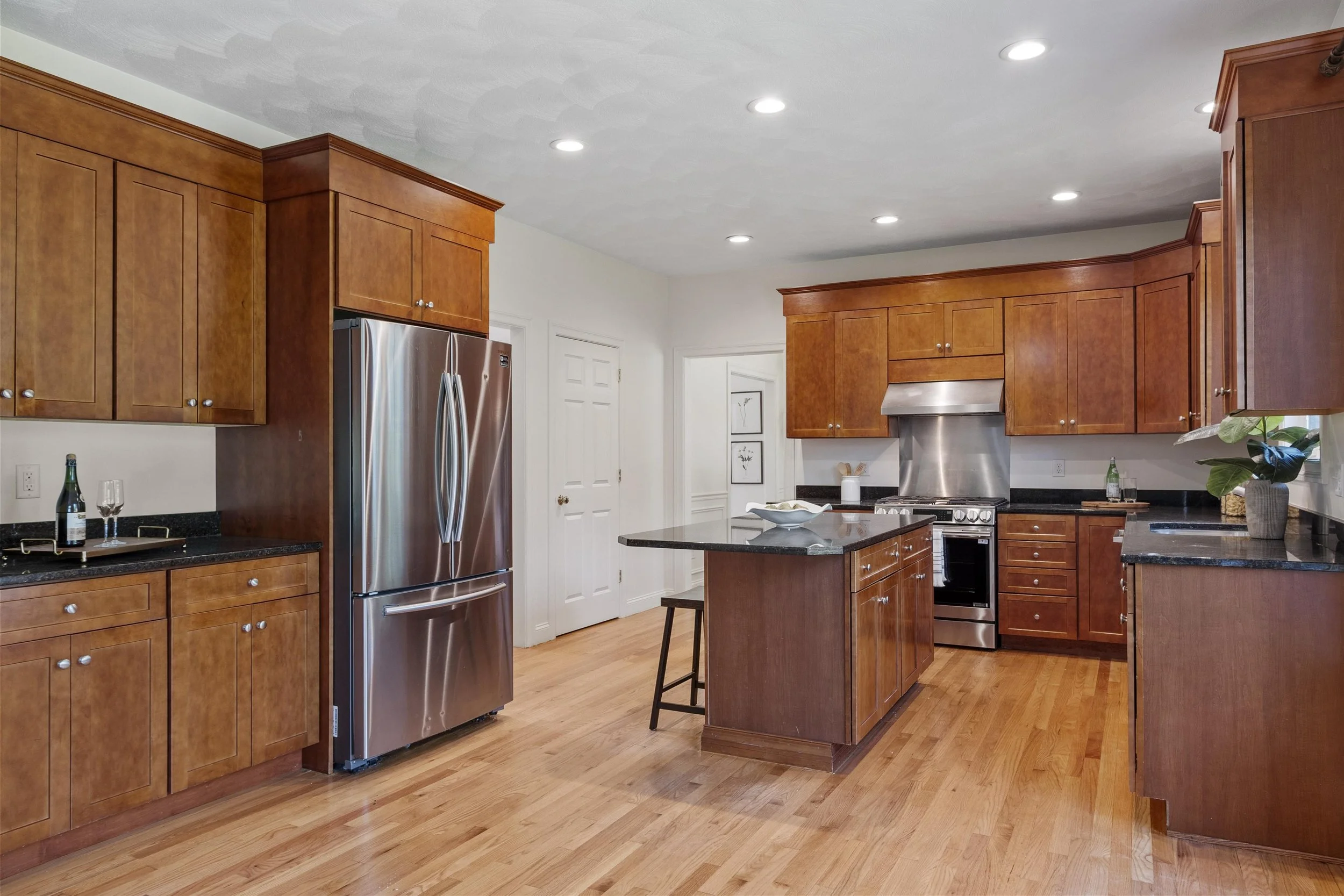 9 Meeting House Circle Bedford Massachusetts Job 39273 0033.jpg