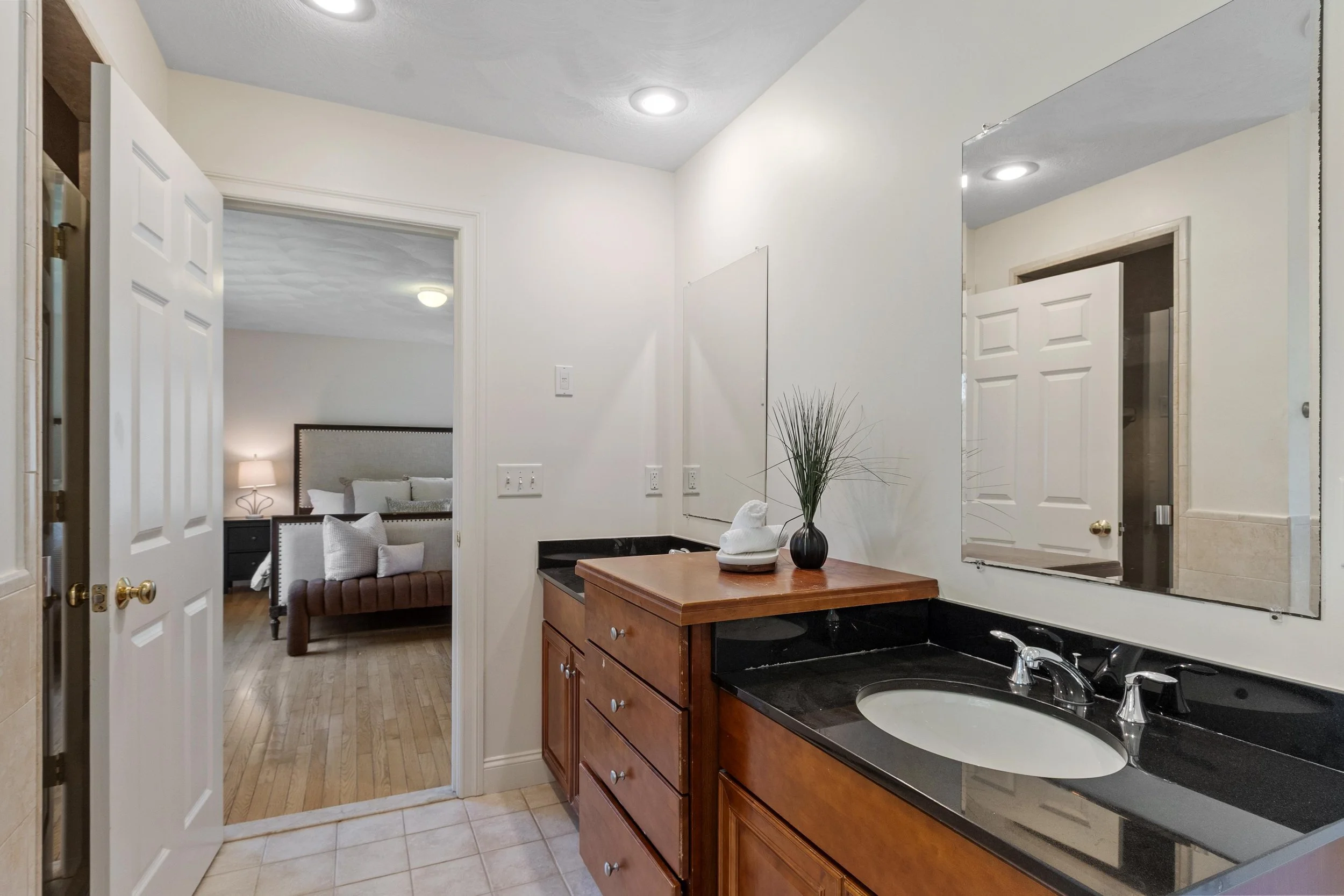 9 Meeting House Circle Bedford Massachusetts Job 39273 0057.jpg