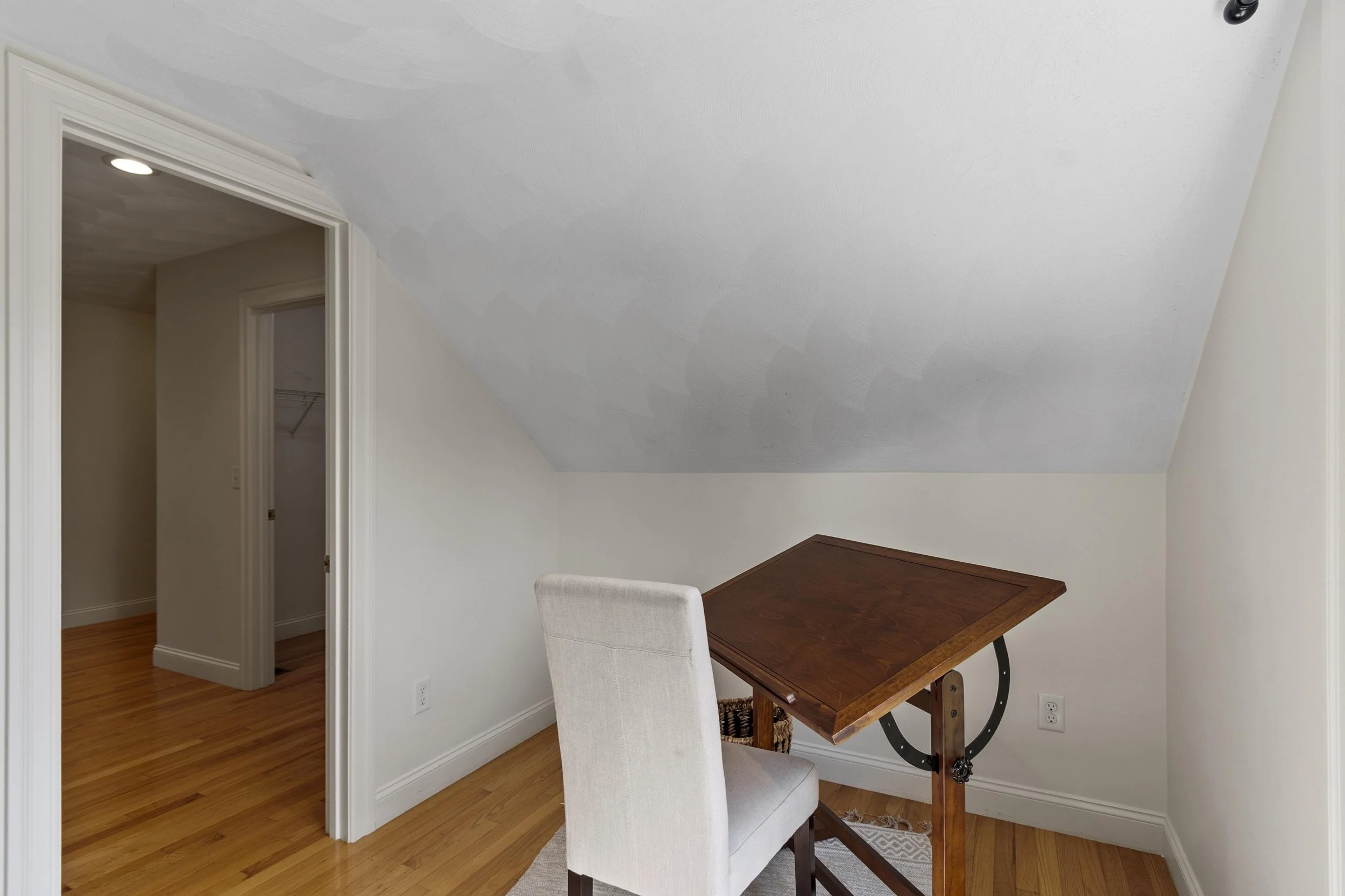 9 Meeting House Circle Bedford Massachusetts Job 39273 0062.jpg