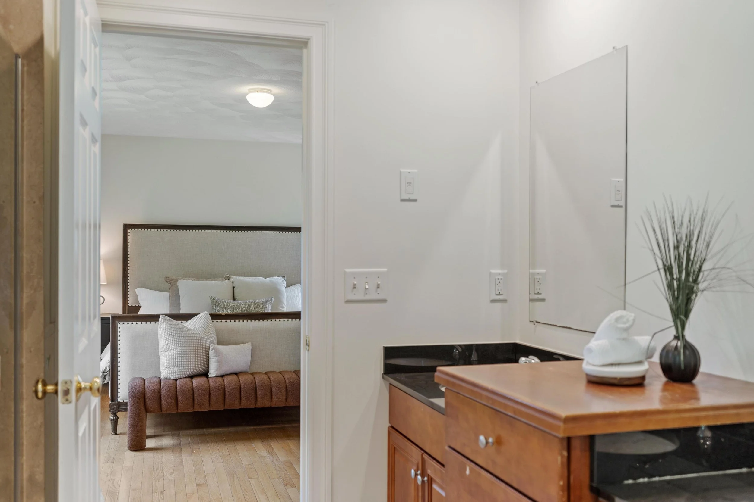 9 Meeting House Circle Bedford Massachusetts Job 39273 0068.jpg