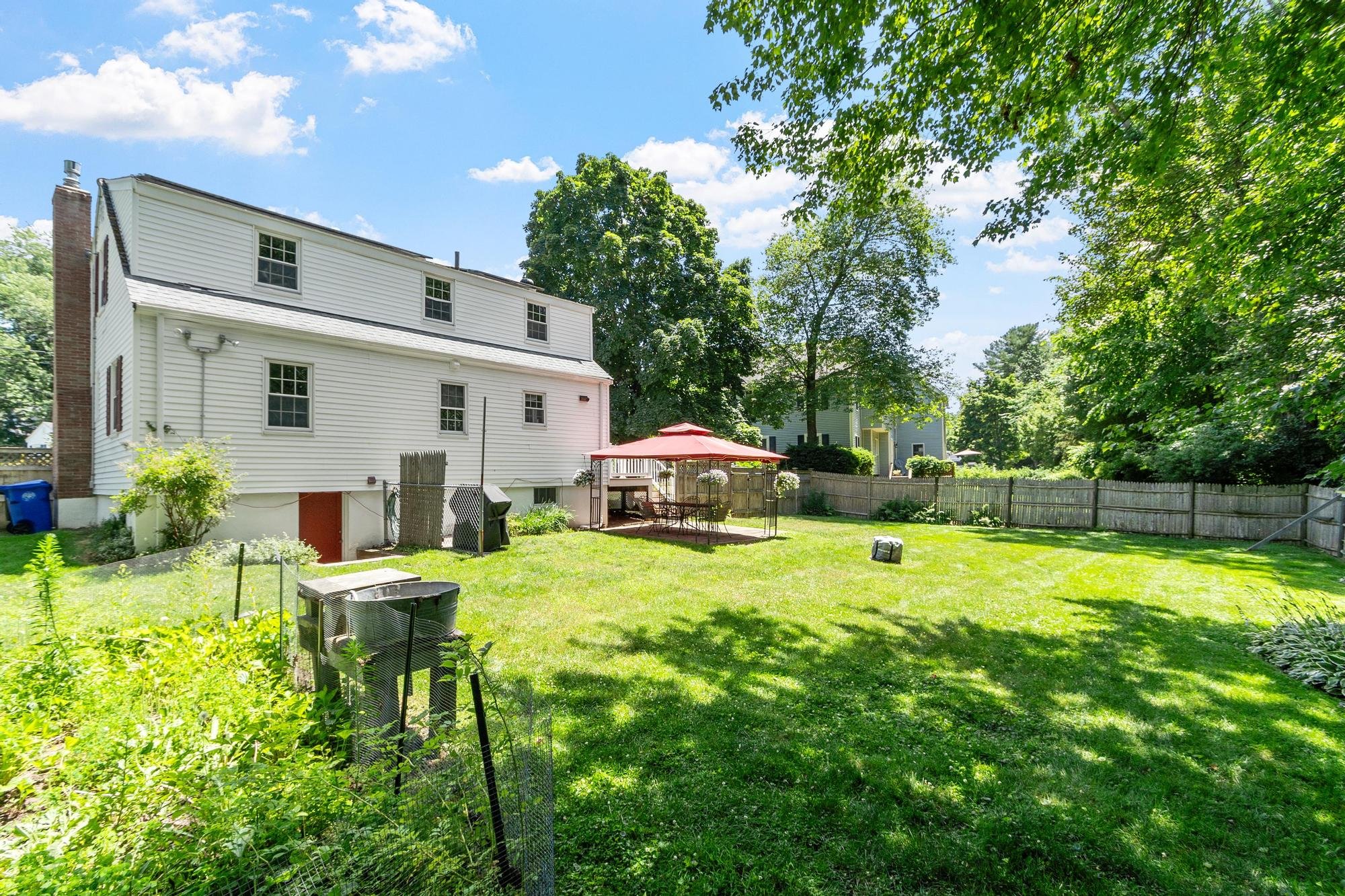 7 Curve Street Bedford Massachusetts Job 39971 0013.jpg