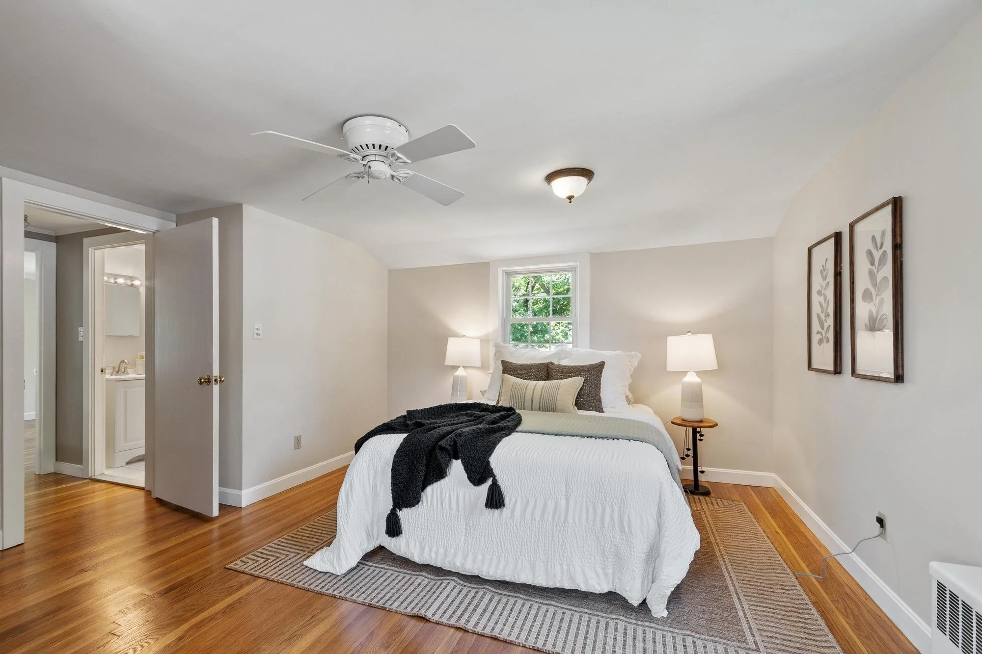 7 Curve Street Bedford Massachusetts Job 39971 0021.jpg