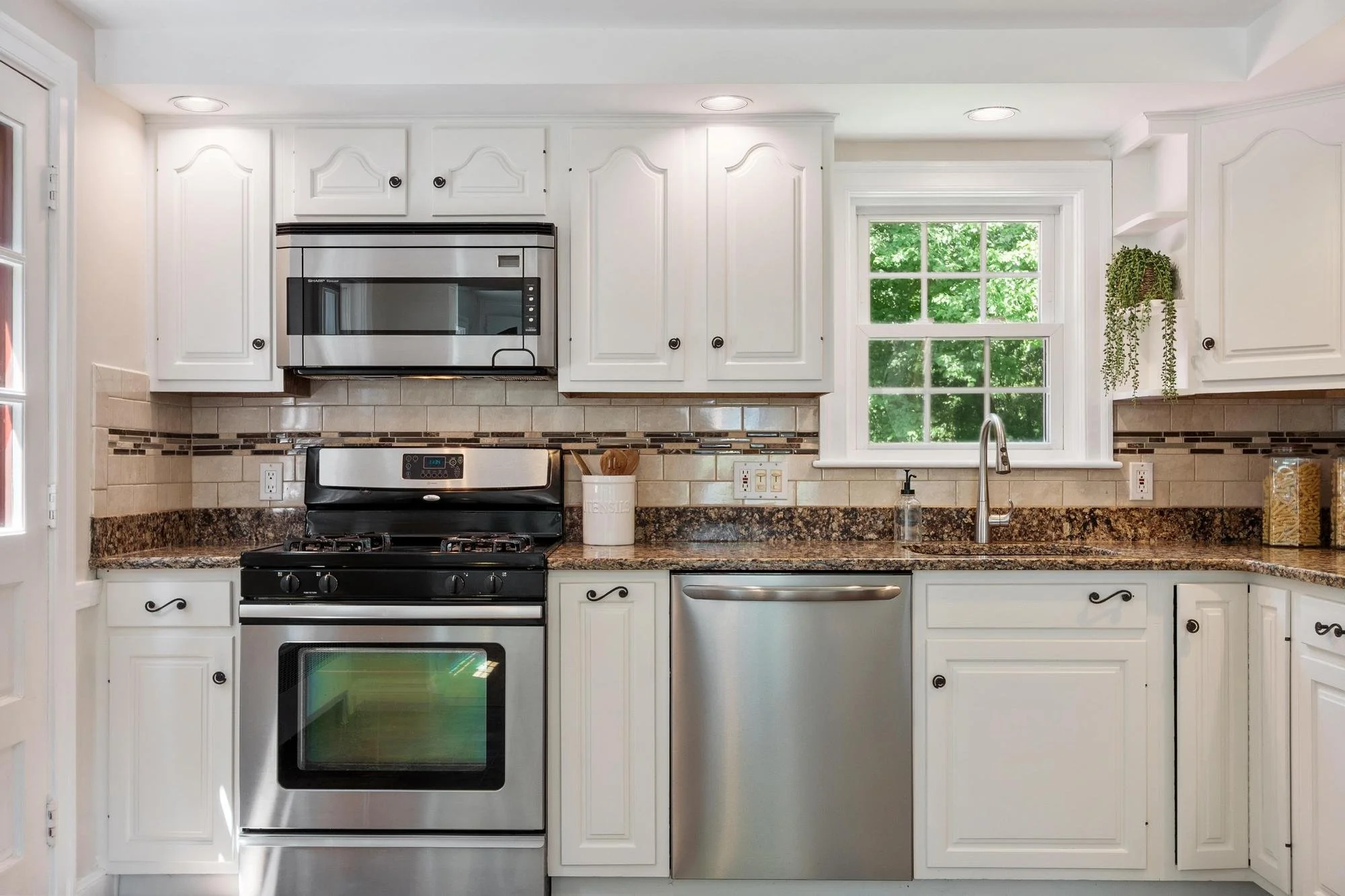 7 Curve Street Bedford Massachusetts Job 39971 0038.jpg
