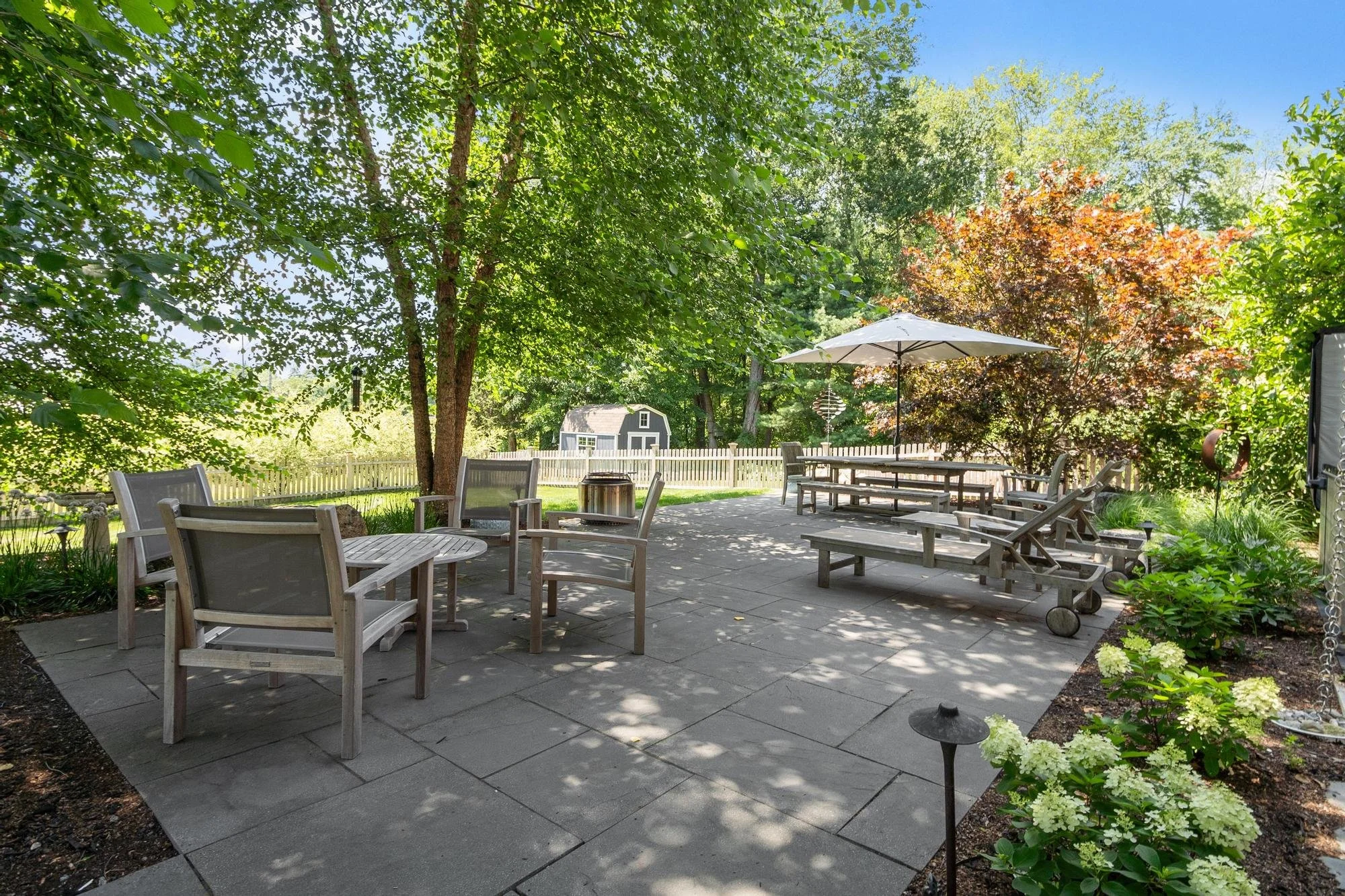 5 Adirondack Road Chelmsford Massachusetts Job 40315 0004.jpg