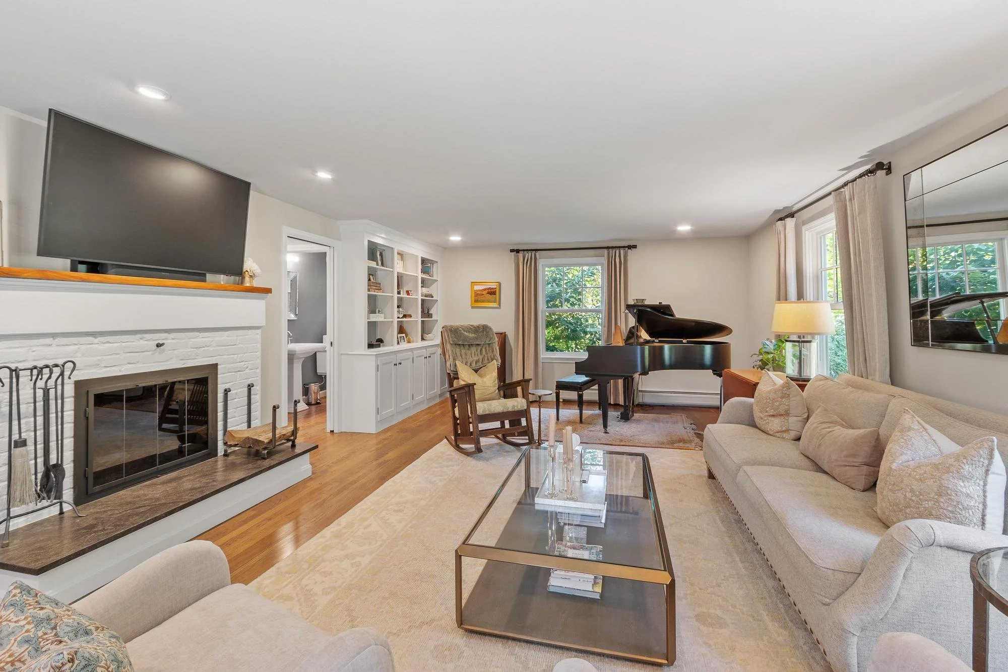 5 Adirondack Road Chelmsford Massachusetts Job 40315 0021.jpg