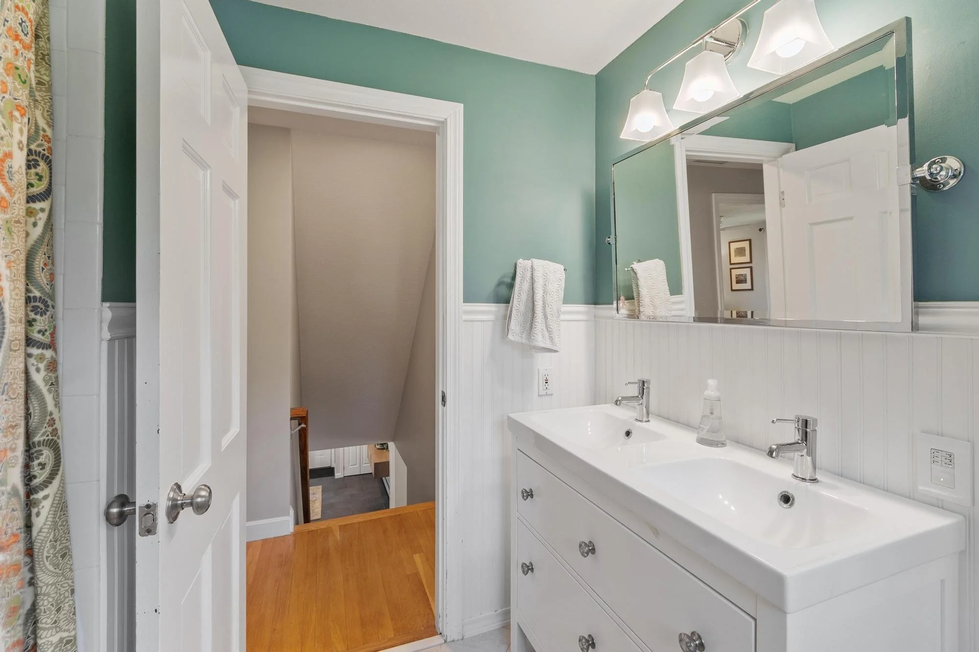 5 Adirondack Road Chelmsford Massachusetts Job 40315 0043.jpg
