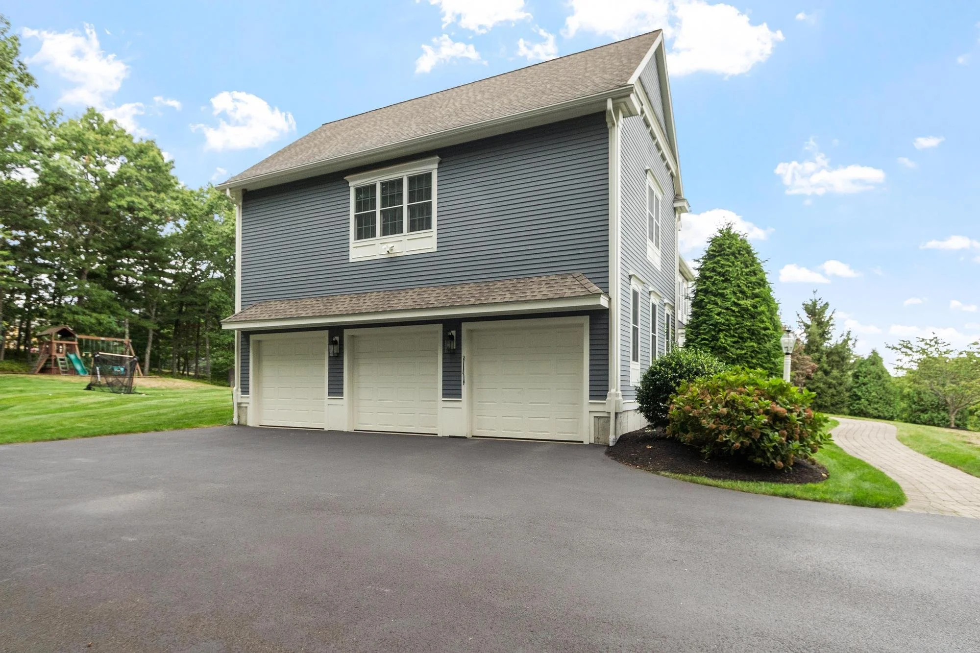 48 Robinson Drive Bedford Massachusetts Job 40742 0012.jpg