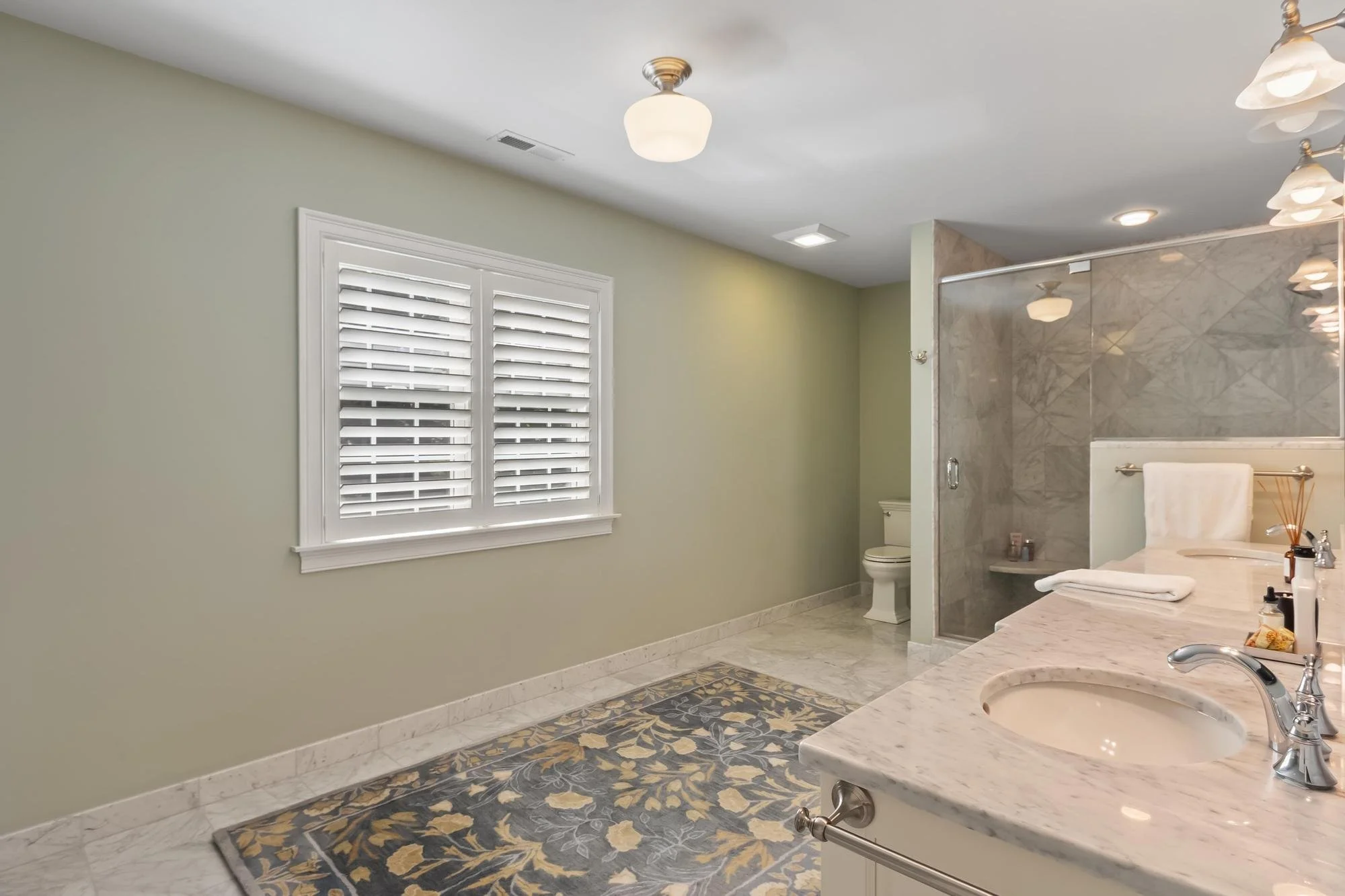 48 Robinson Drive Bedford Massachusetts Job 40742 0073.jpg