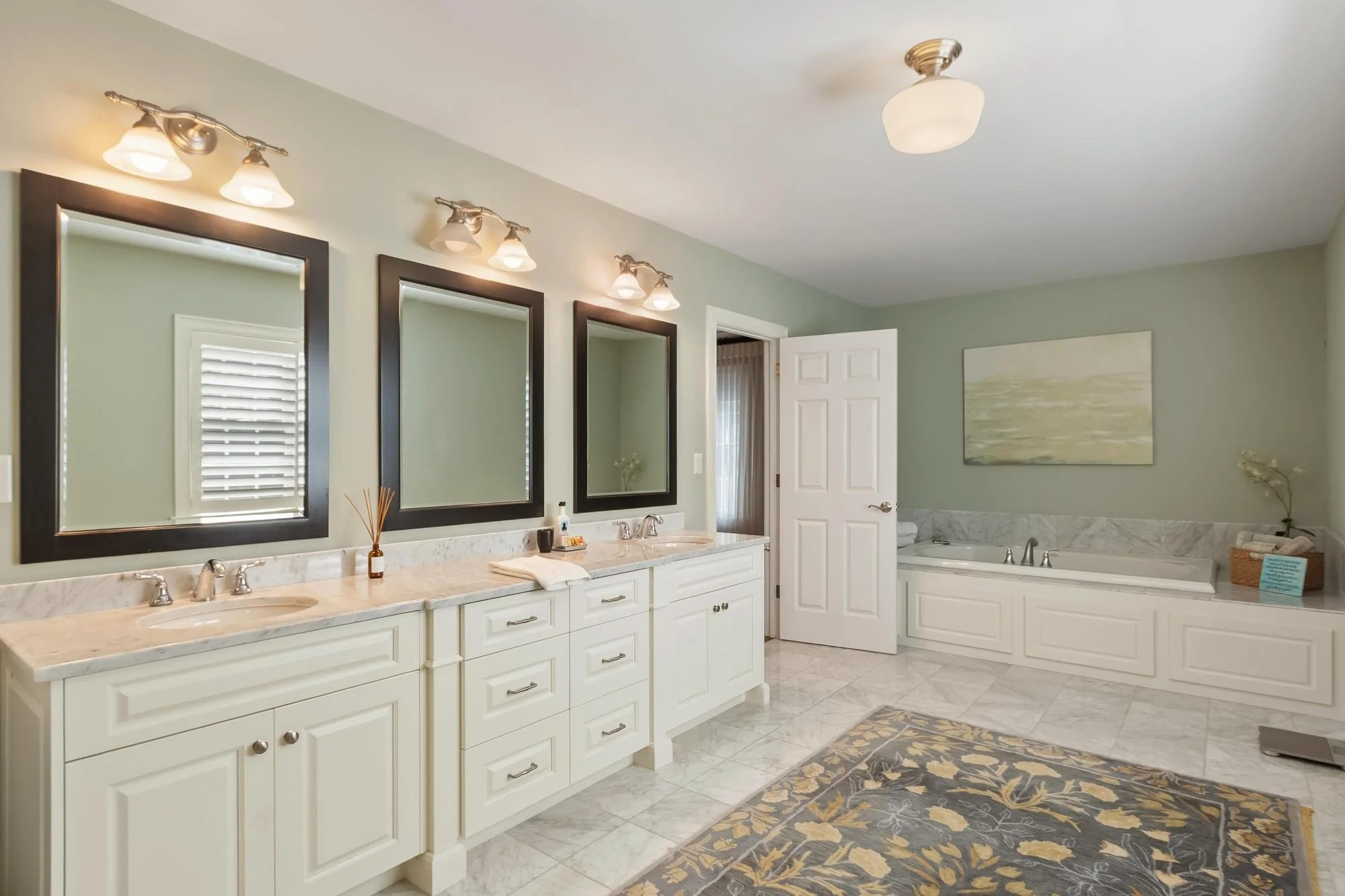 48 Robinson Drive Bedford Massachusetts Job 40742 0075.jpg