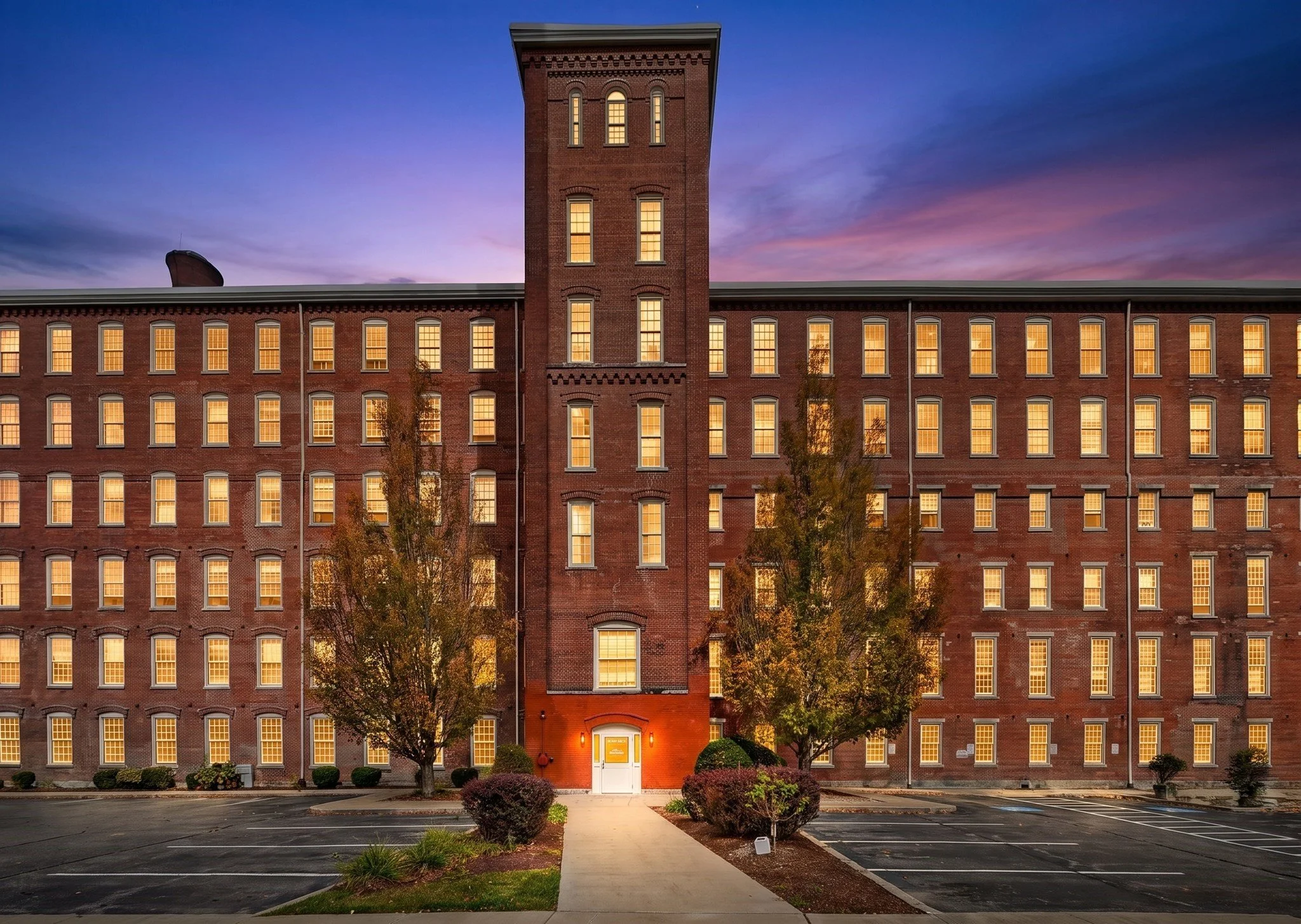 52 Lawrence Dr, Unit 213 | Lowell, MA 01854