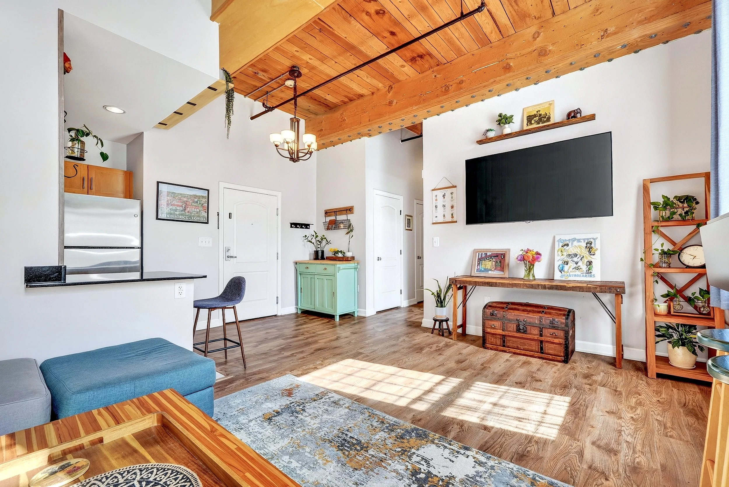 52 Lawrence Dr, Unit 213 | Lowell, MA 01854
