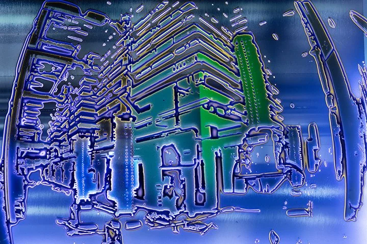 Hybrid analog-digital posterization from emphasizing edge separation, contour, and contrast dynamics.