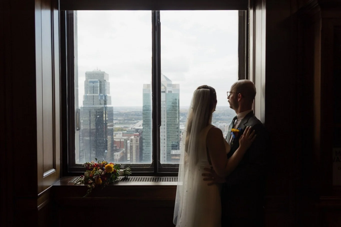 A fun wedding day with Abbey &amp; Andy in downtown KC 🏙️✨

Ceremony: City Hall in Kansas City
Reception: @themonarchroomkc 
Florals: @thegardengallerykc 
Dress: @truesociety_bellevogue 
Hair/Makeup: @theposhkc 
DJ: @djlukeu