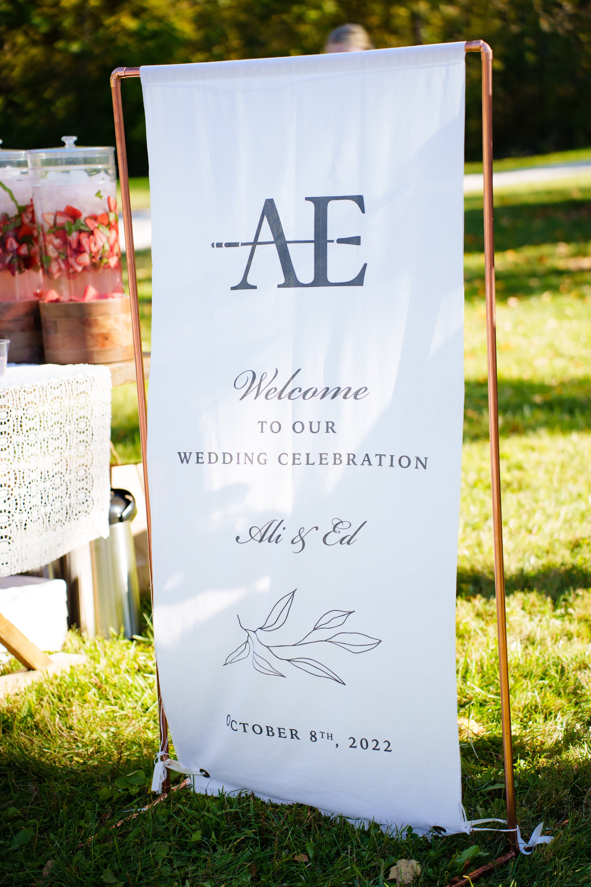 NicoleDixonPhotographic2022WolffCopelandWedding-the-paper-vow.jpg