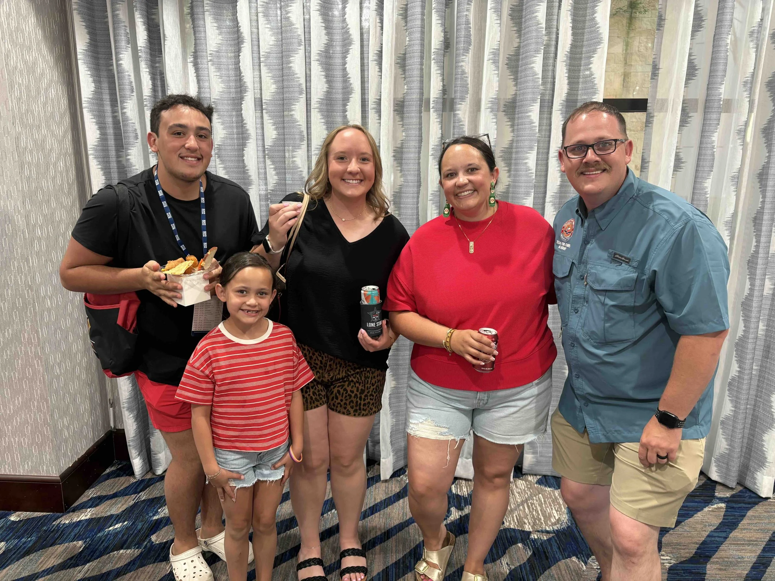 Watts fam with Eliz White.jpg