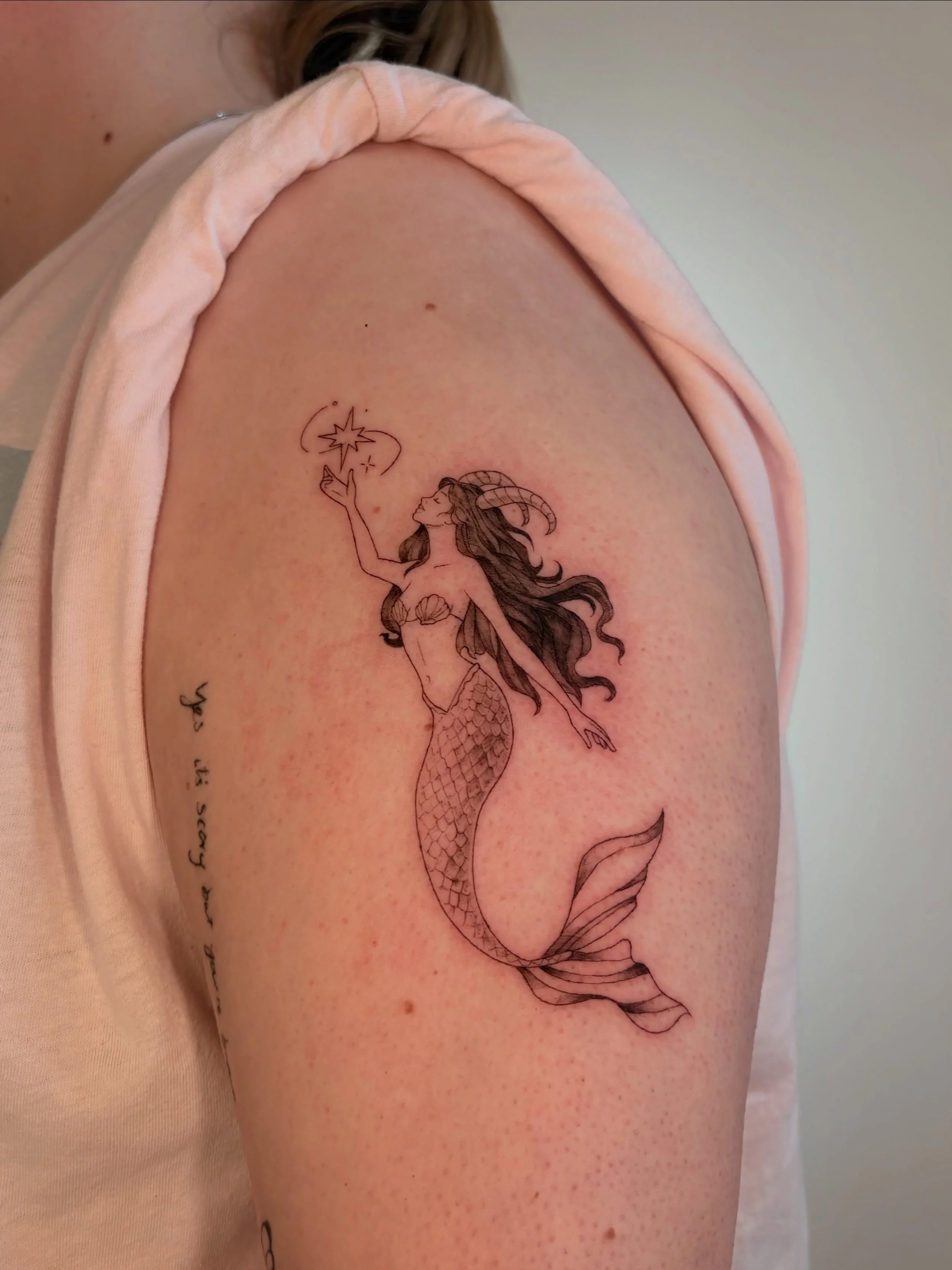I&rsquo;m so glad a got to do this Capricorn tattoo ♑️ Thank you so much Natasha! If you&rsquo;d like an astrology inspired tattoo design. Hit me up ✨