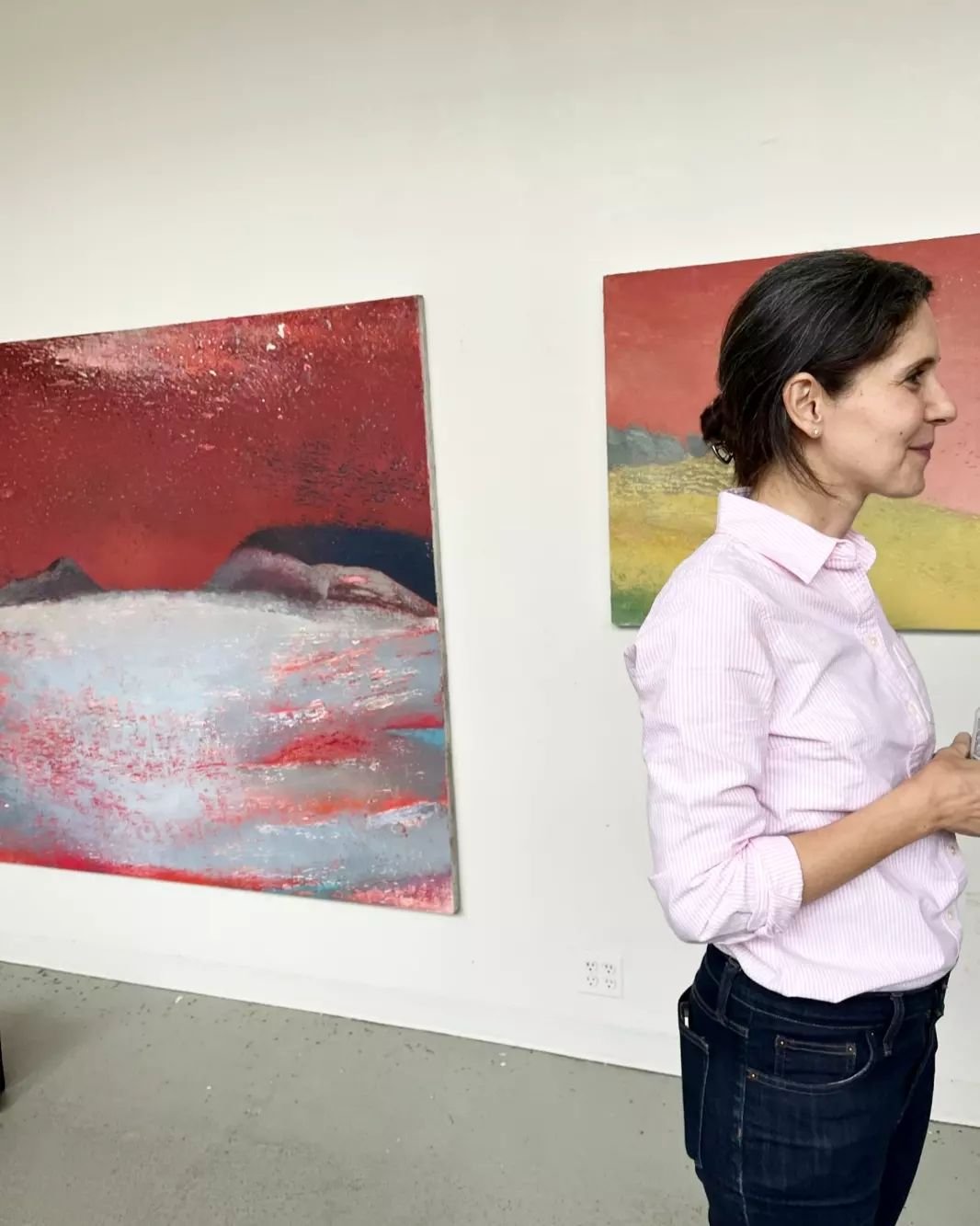My goodness, what a weekend! Thank you all for coming out to #licartsopen and all of your support (virtual included!). Loved seeing old friends and meeting new ones! 🙏
.
.
.
#largepaintings #contemporarypainting #contemporarylandscapepainting #women