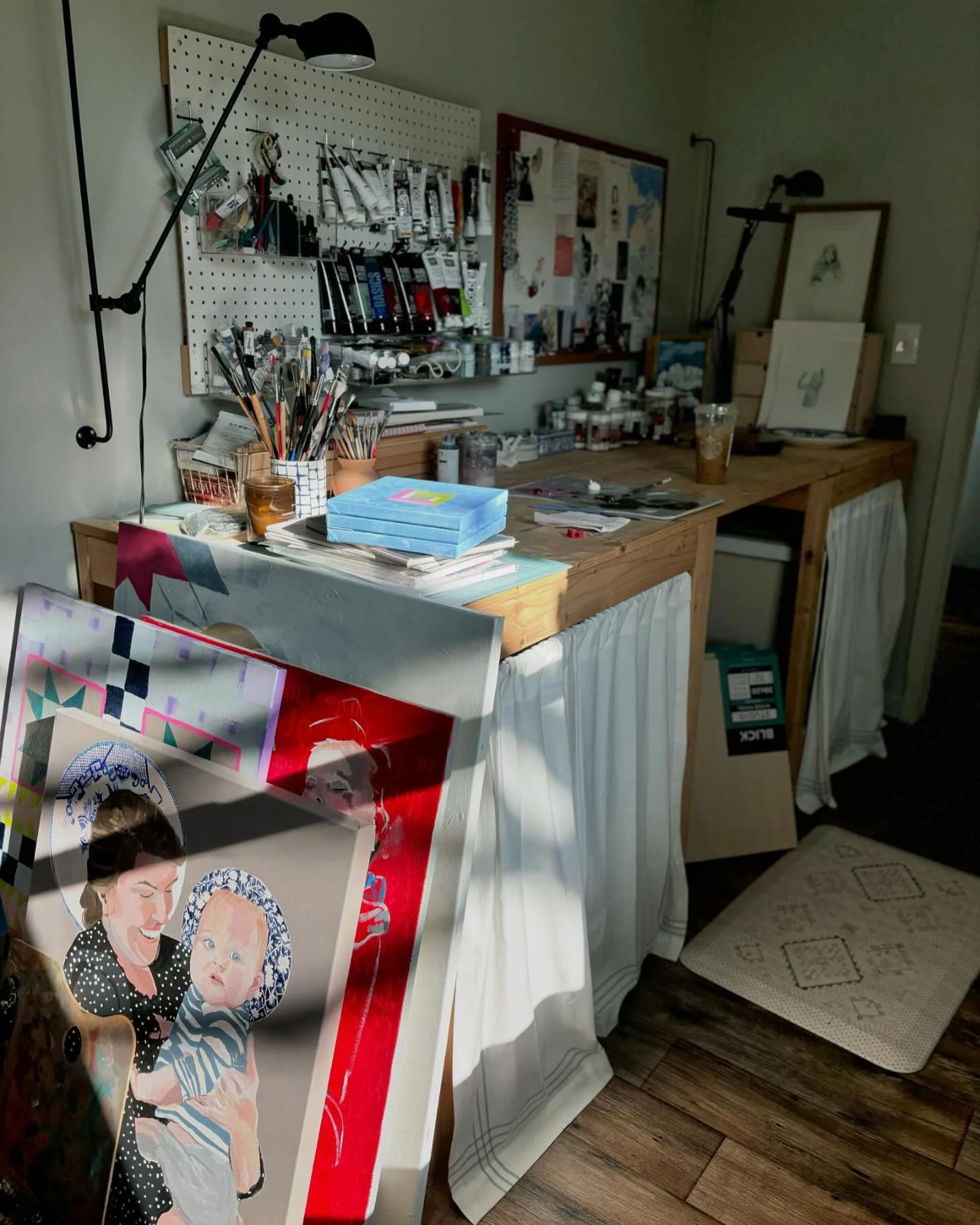 If I don&rsquo;t stop taking pictures of the light in my house I will never get any painting done 😆 but the studio is a vibe this morning. I think light is probably going to play a big role in my next work. I just have to get the work I&rsquo;ve sta