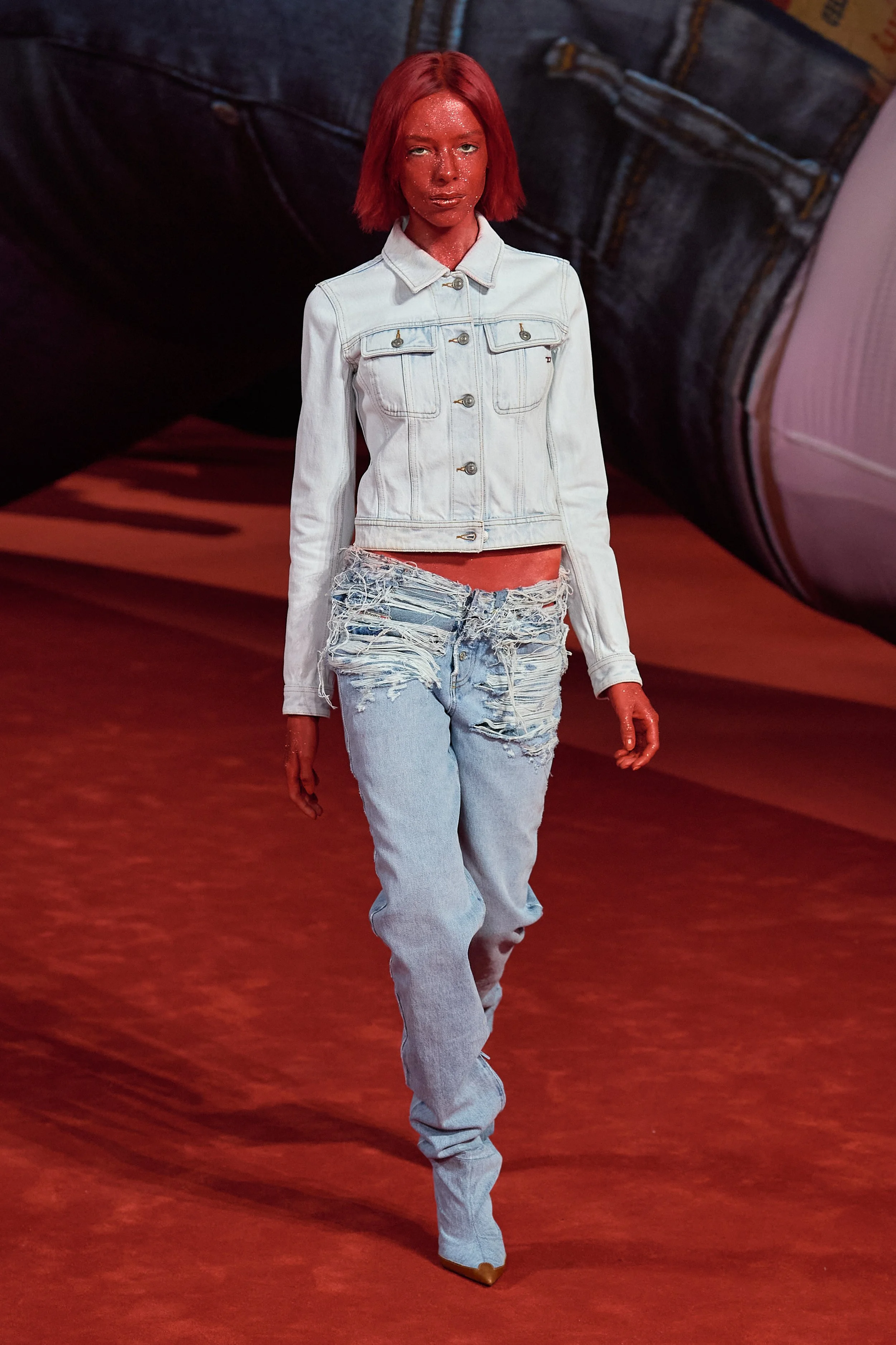 Diesel FW22 look 4.jpg