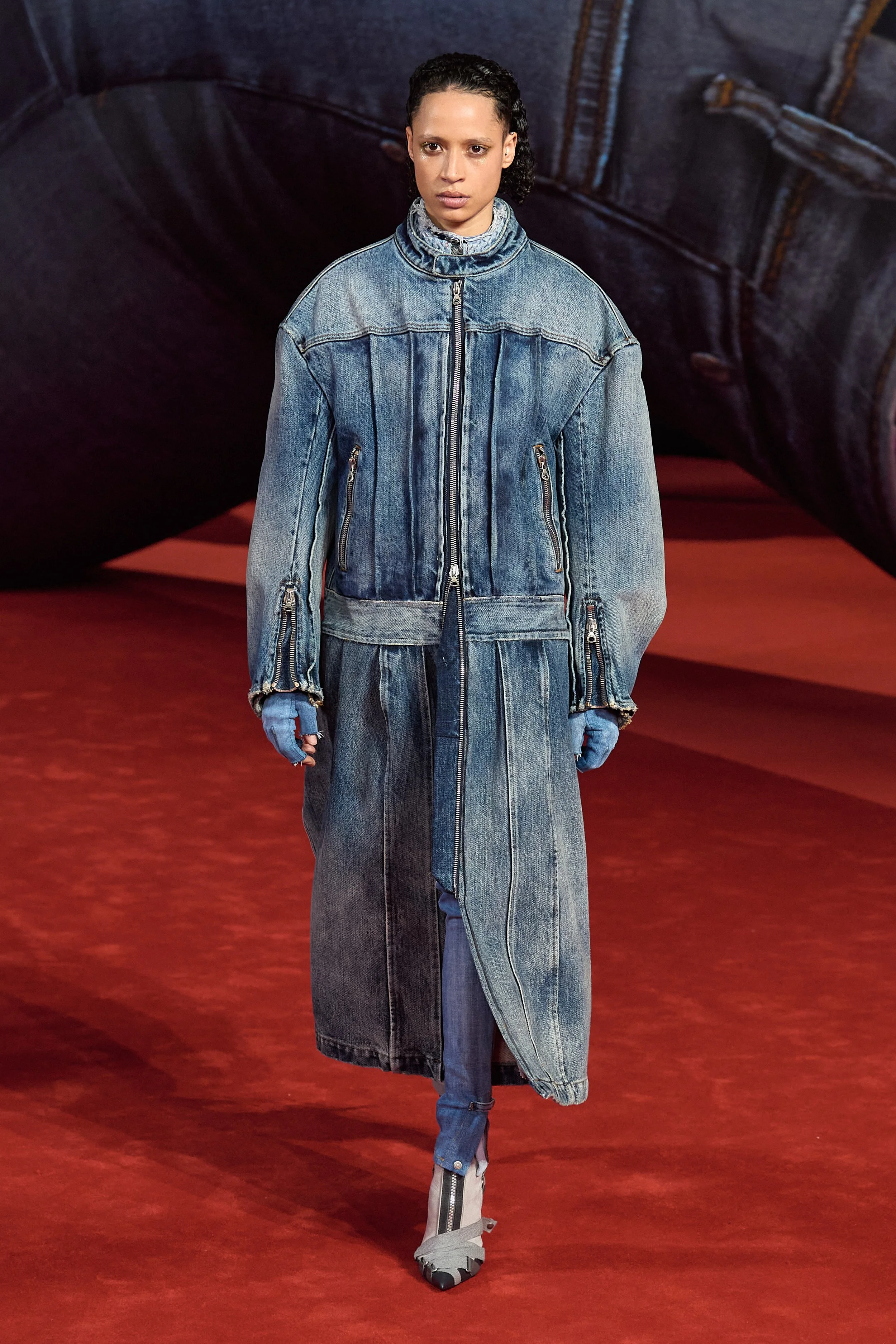 Diesel FW22 look 6.jpg
