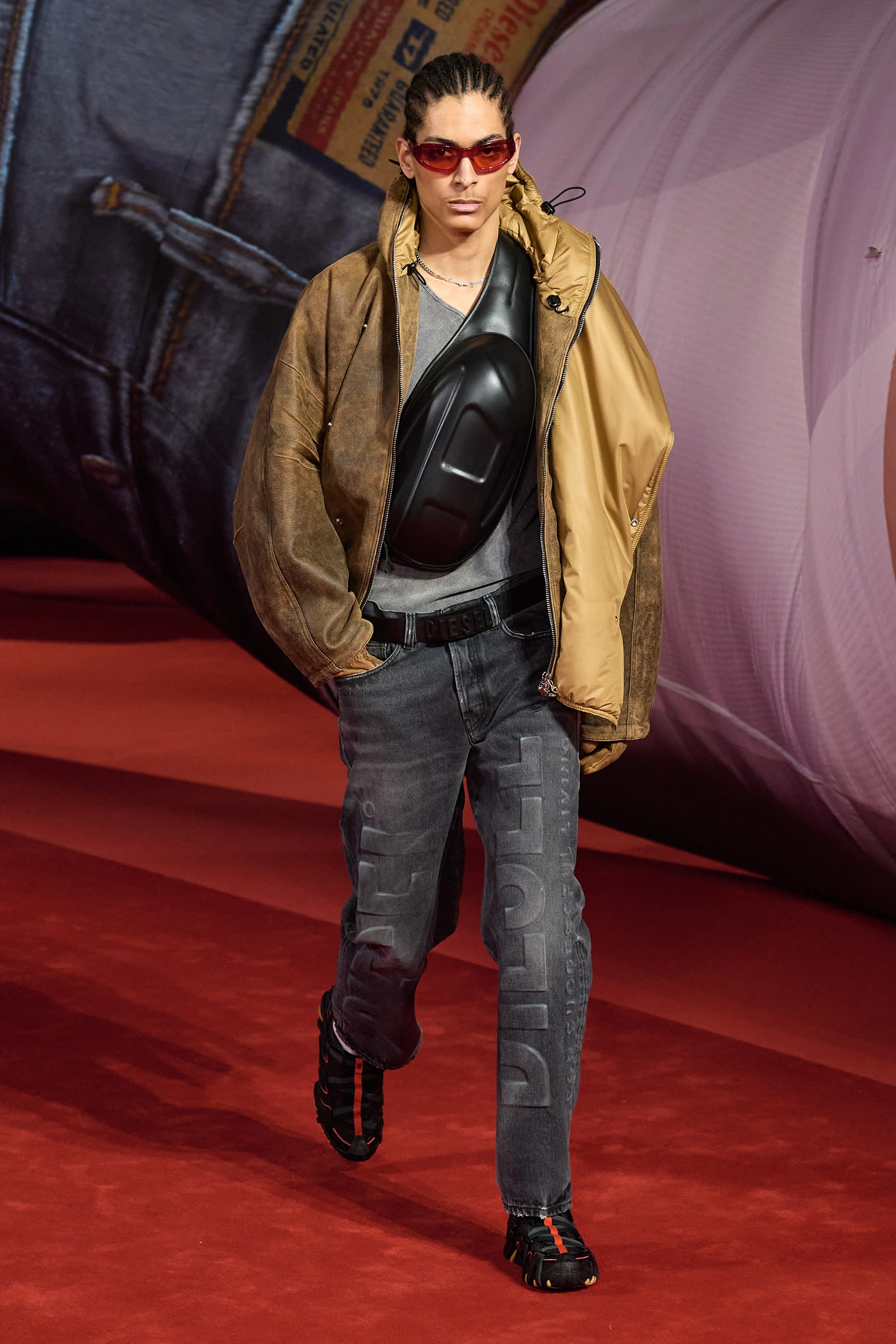 Diesel FW22 look 19.jpg