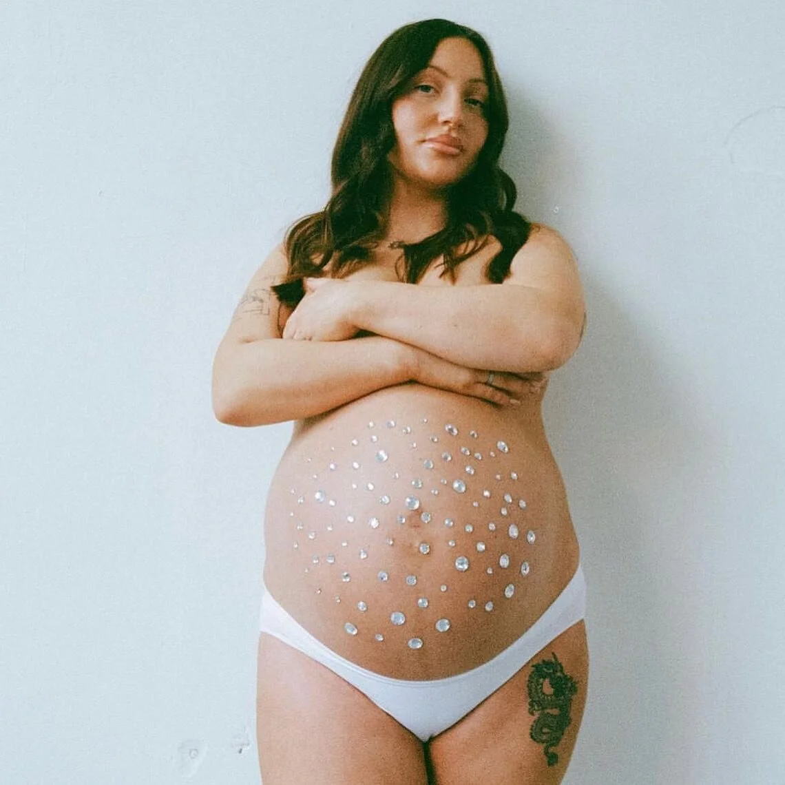 Following up with our iD series, we chat to the one and only @tamisya_ . Born and raised in North Dublin, our native DJ has set fire to the turntables with her 
recent sets and mixes. 

Not only this, Tamisya has welcomed an adorable baby boy into th